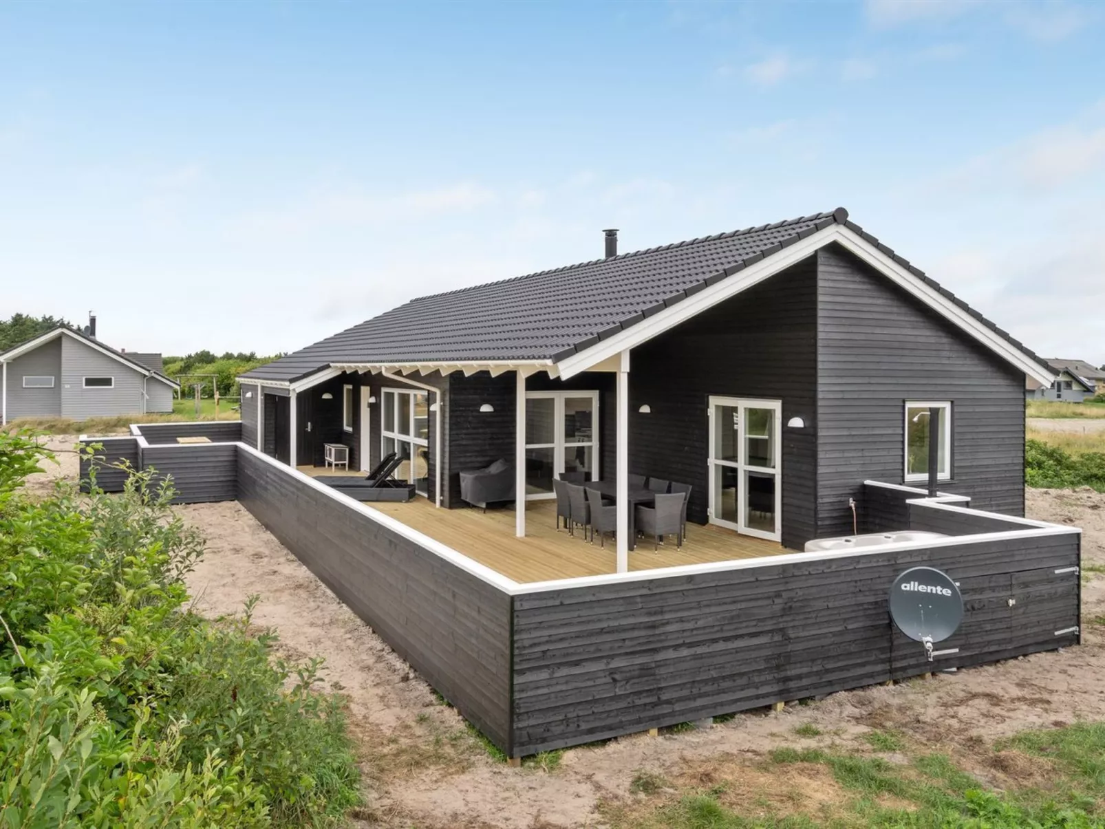 "Markku" - 400m from the sea-Buiten