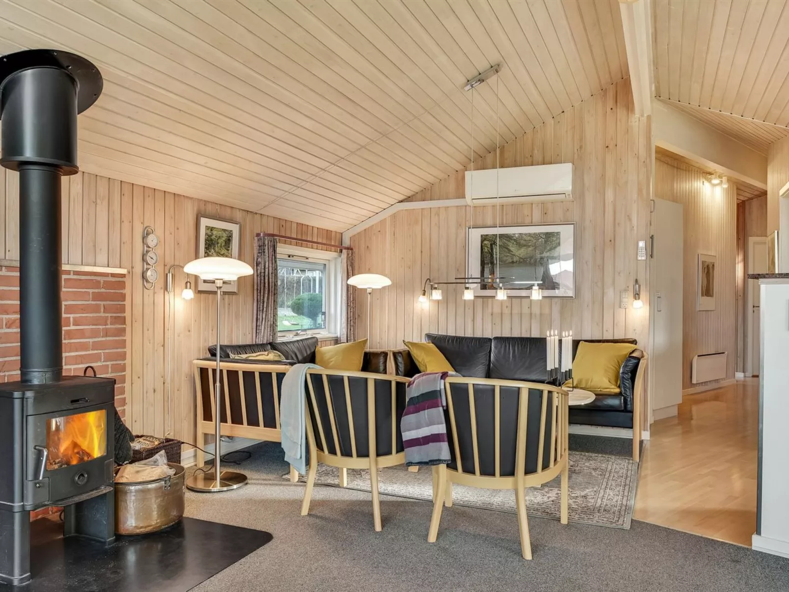"Hjalmar" - 400m from the sea-Binnen