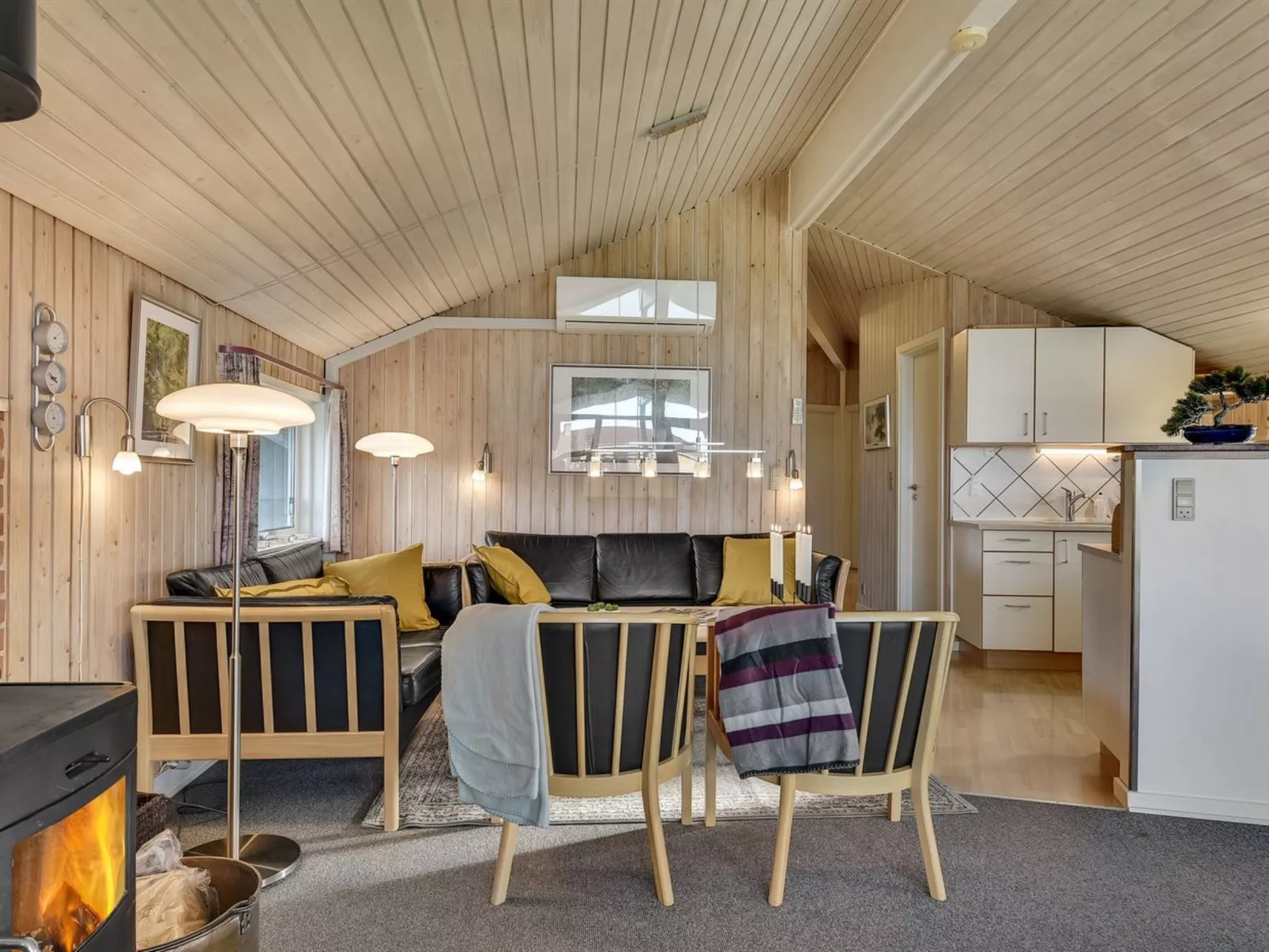 "Hjalmar" - 400m from the sea-Binnen