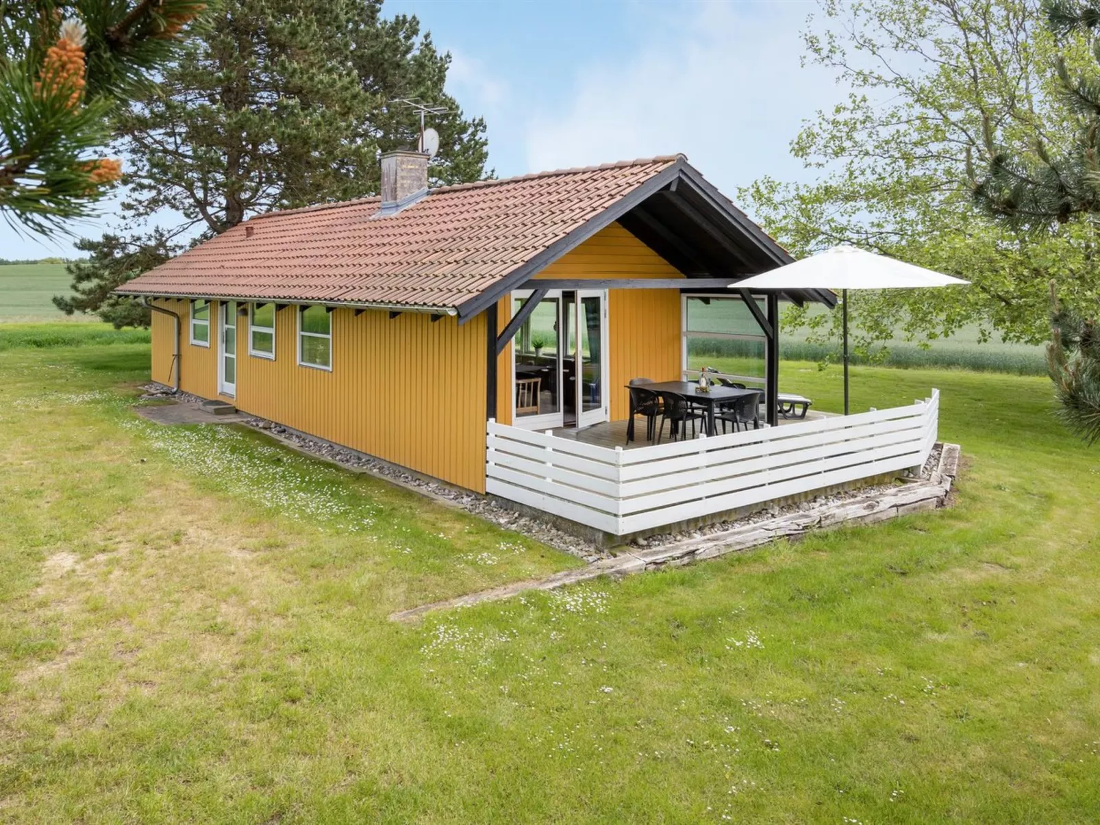"Janne" - 400m from the sea-Buiten