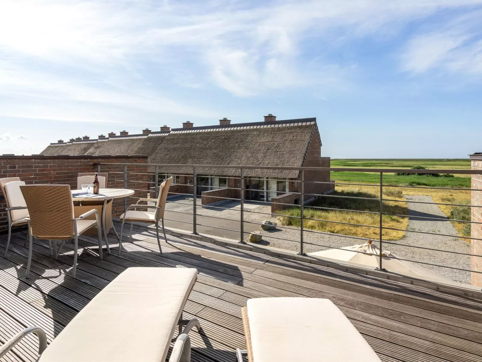 "Helgo" - 250m from the sea