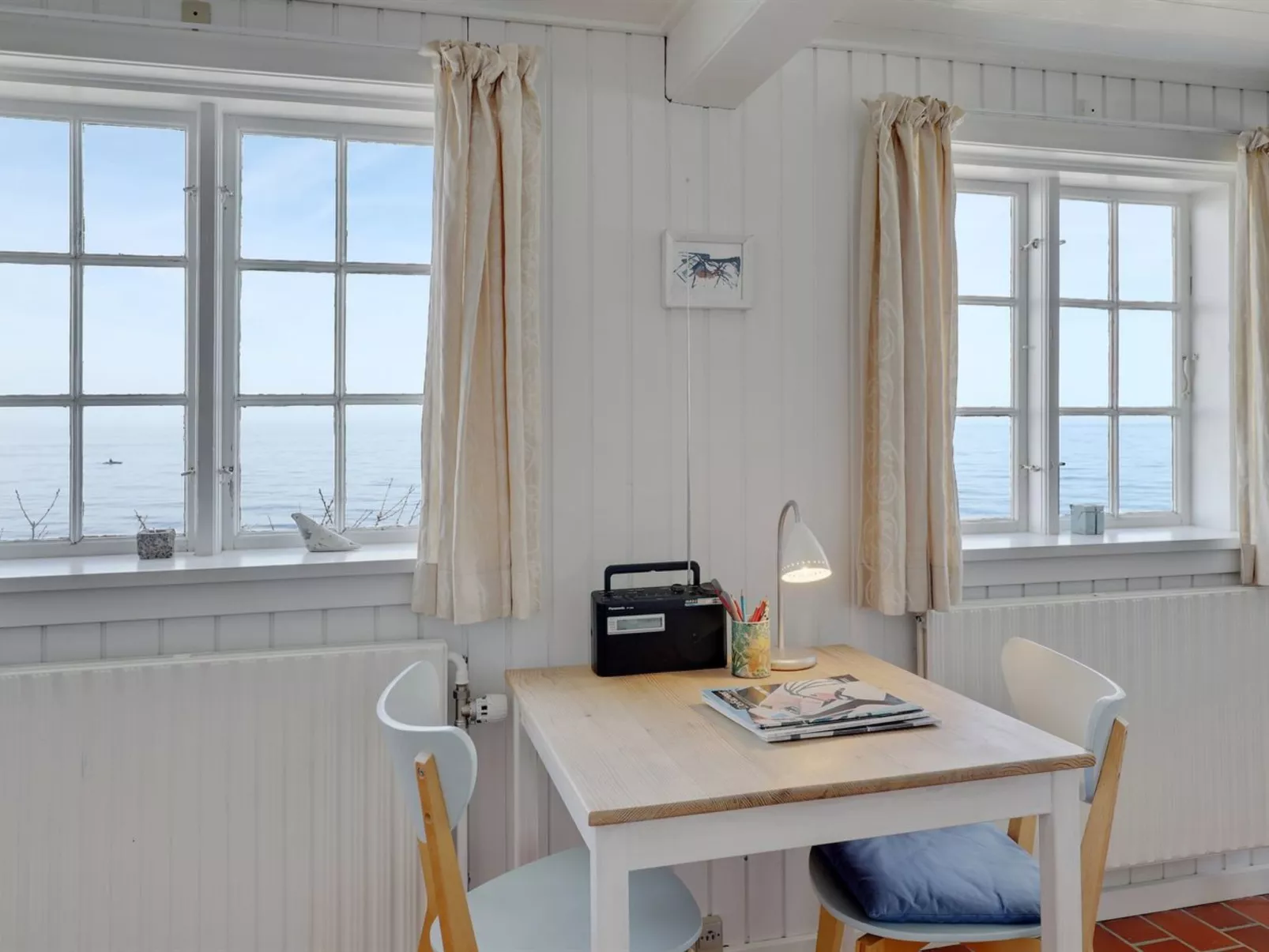 "Asgot" - 15m from the sea-Binnen