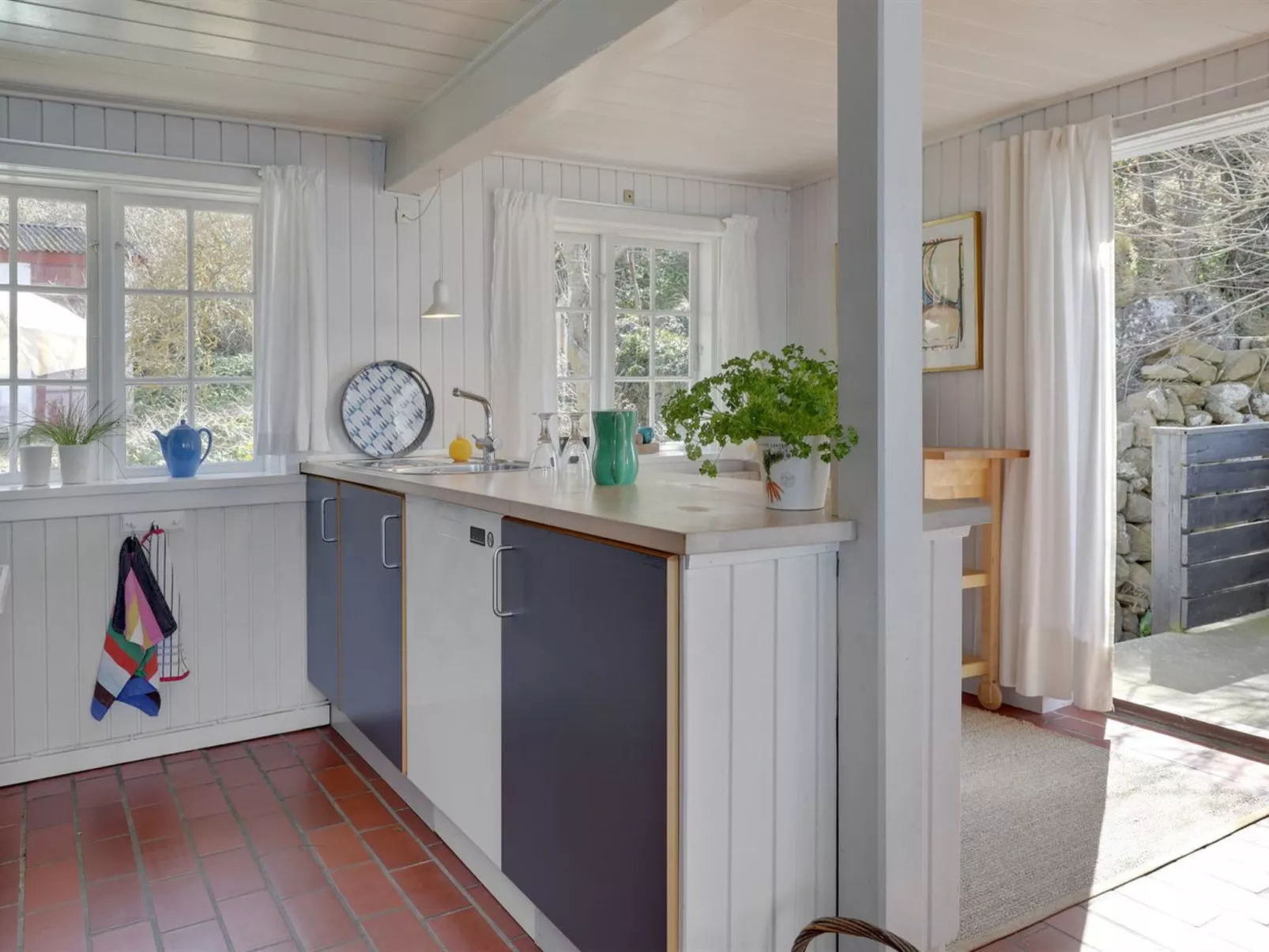 "Asgot" - 15m from the sea-Binnen