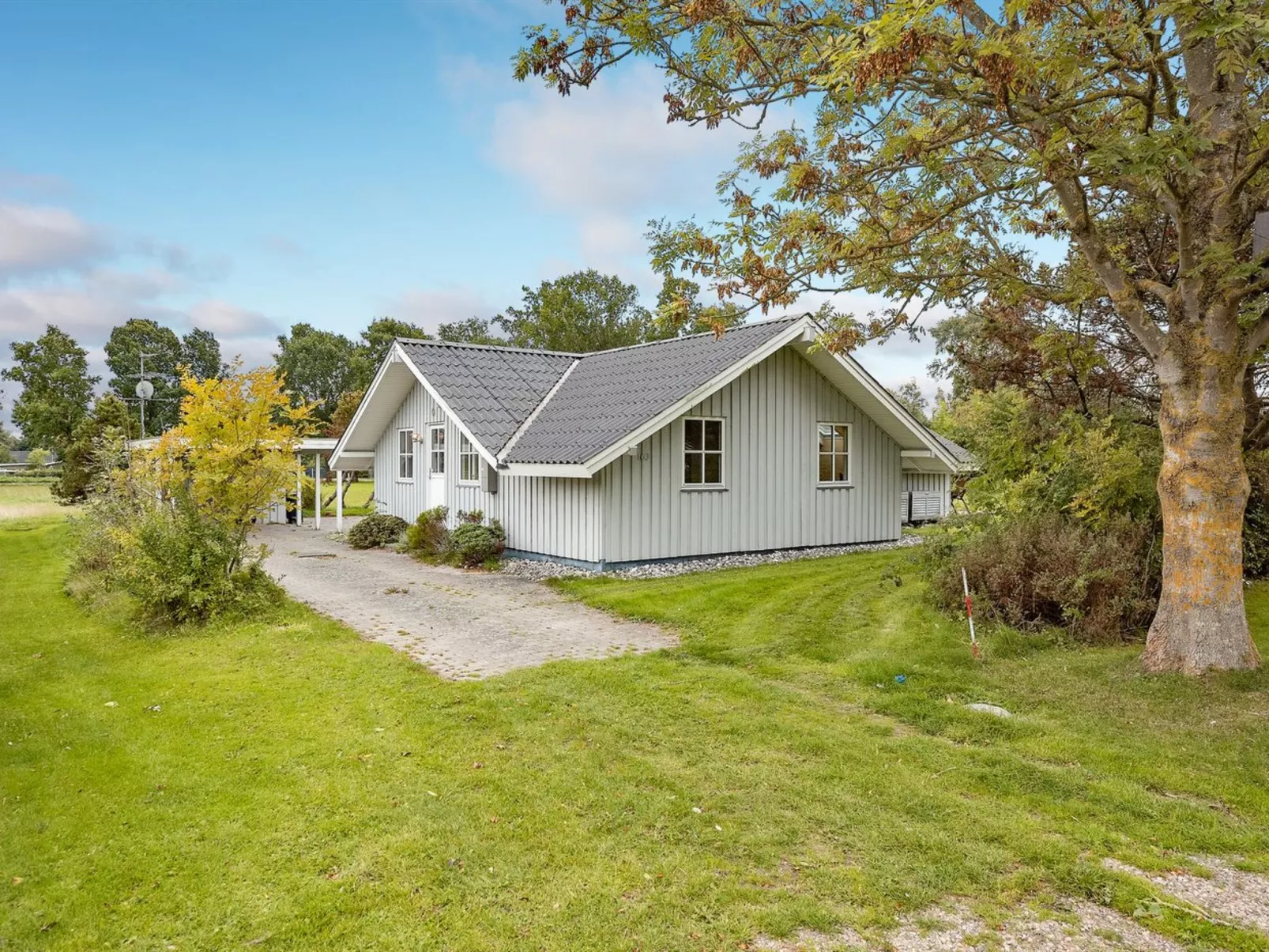 "Armund" - 300m from the sea