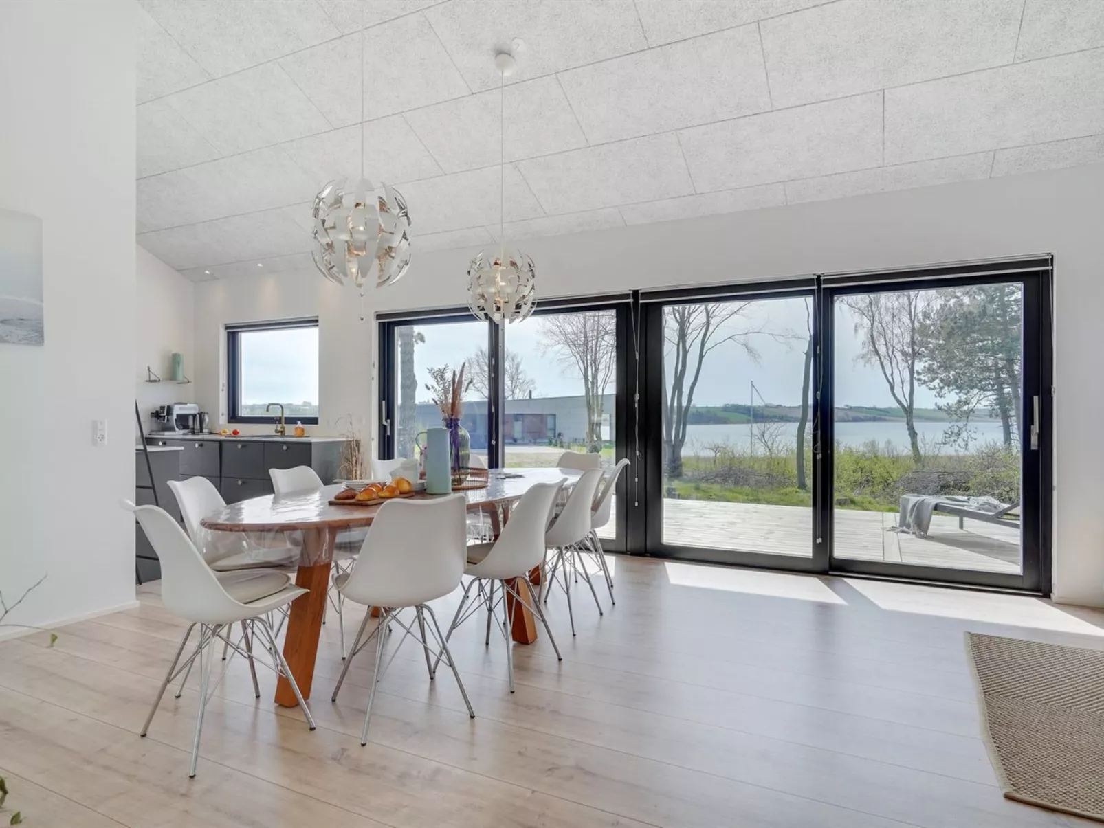 "Haley" - 150m from the sea