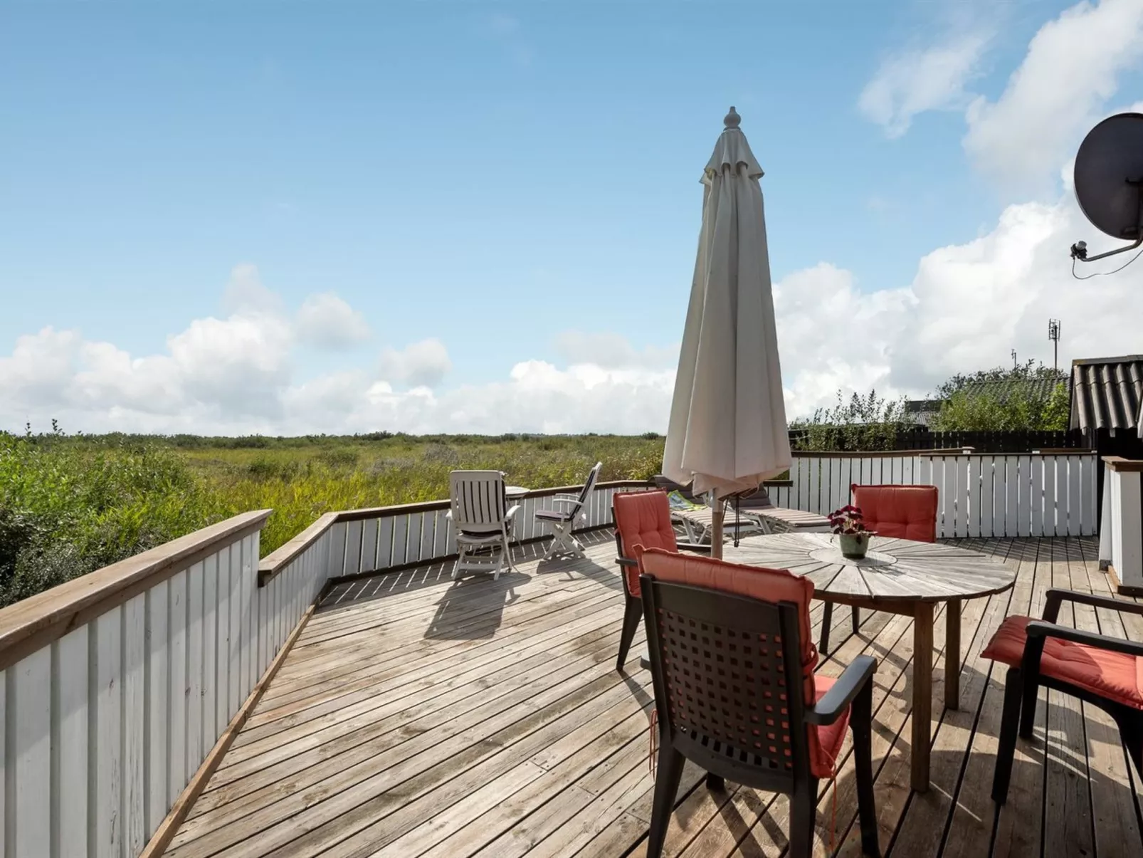 "Kylli" - 600m from the sea