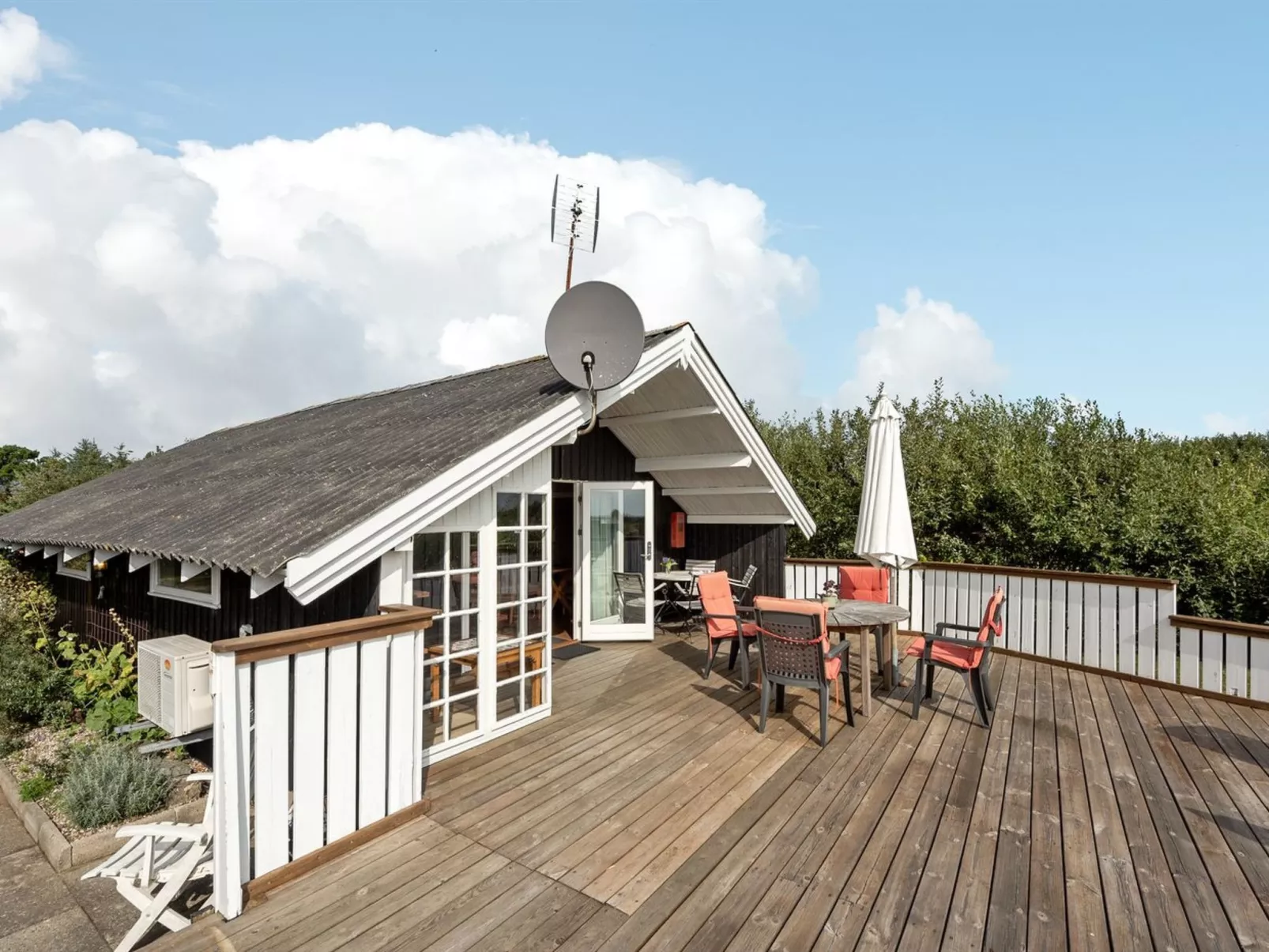 "Kylli" - 600m from the sea-Buiten