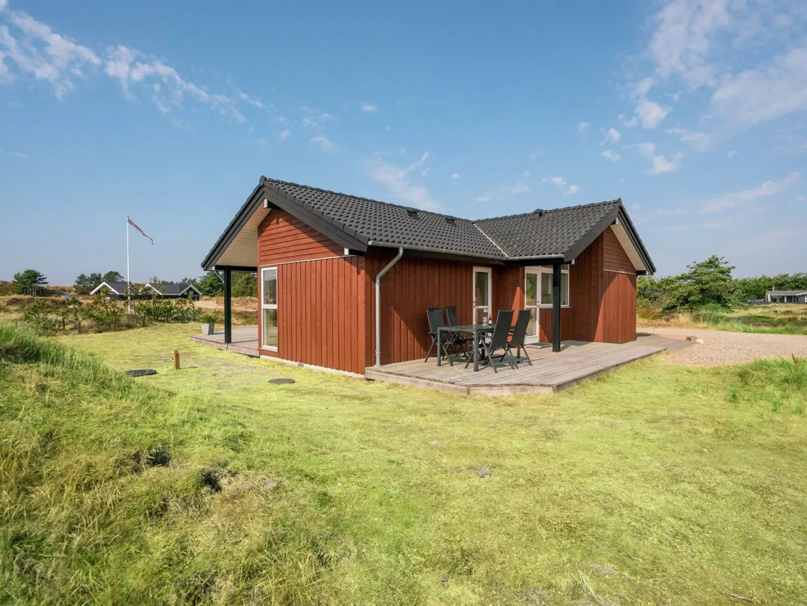 "Tiane" - 800m from the sea-Buiten