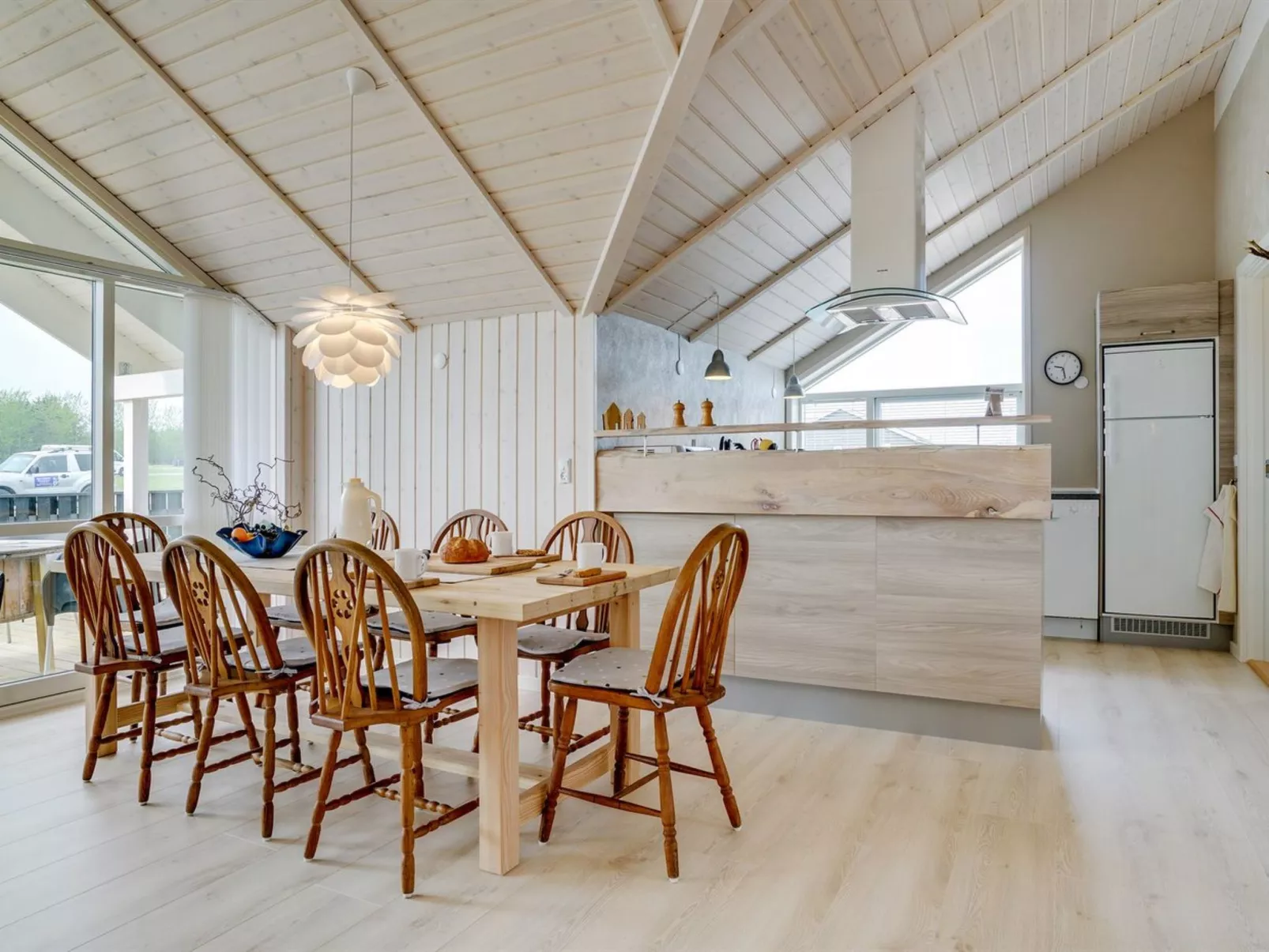 "Mirkka" - 1.5km from the sea-Binnen