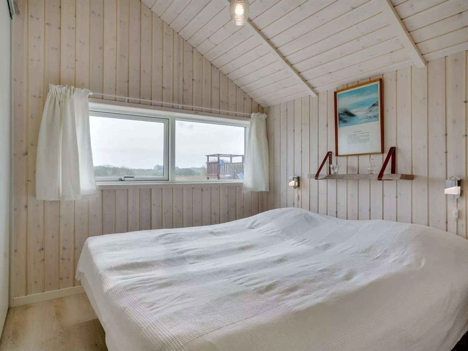 "Mirkka" - 1.5km from the sea-Binnen
