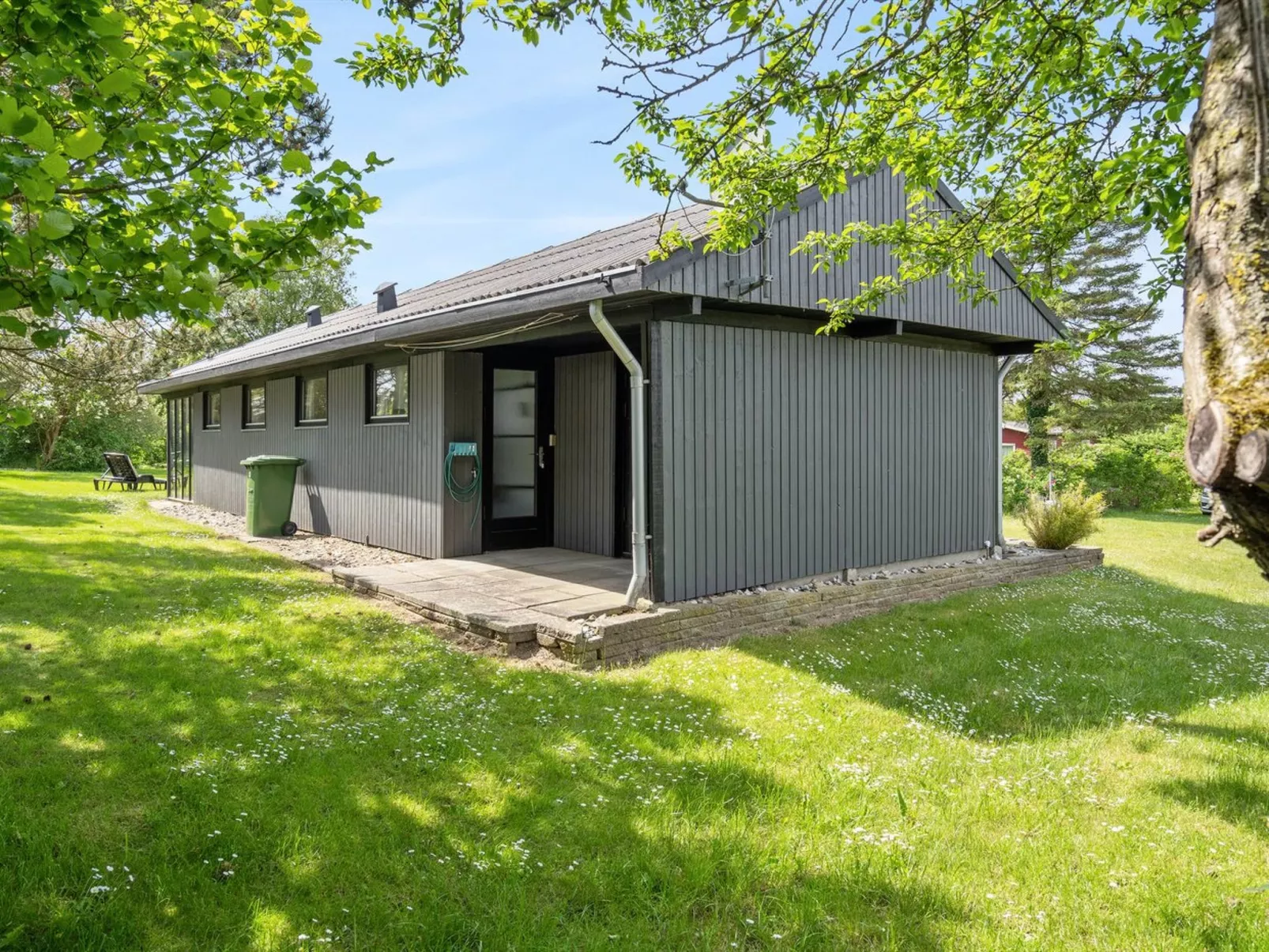 "Veljan" - 400m from the sea-Buiten