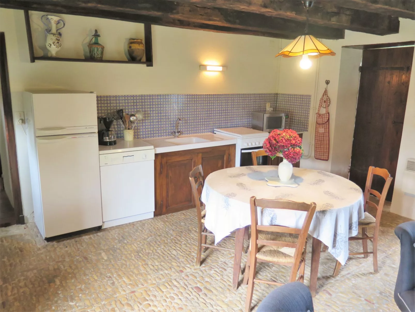 Le Petit Gîte-Binnen