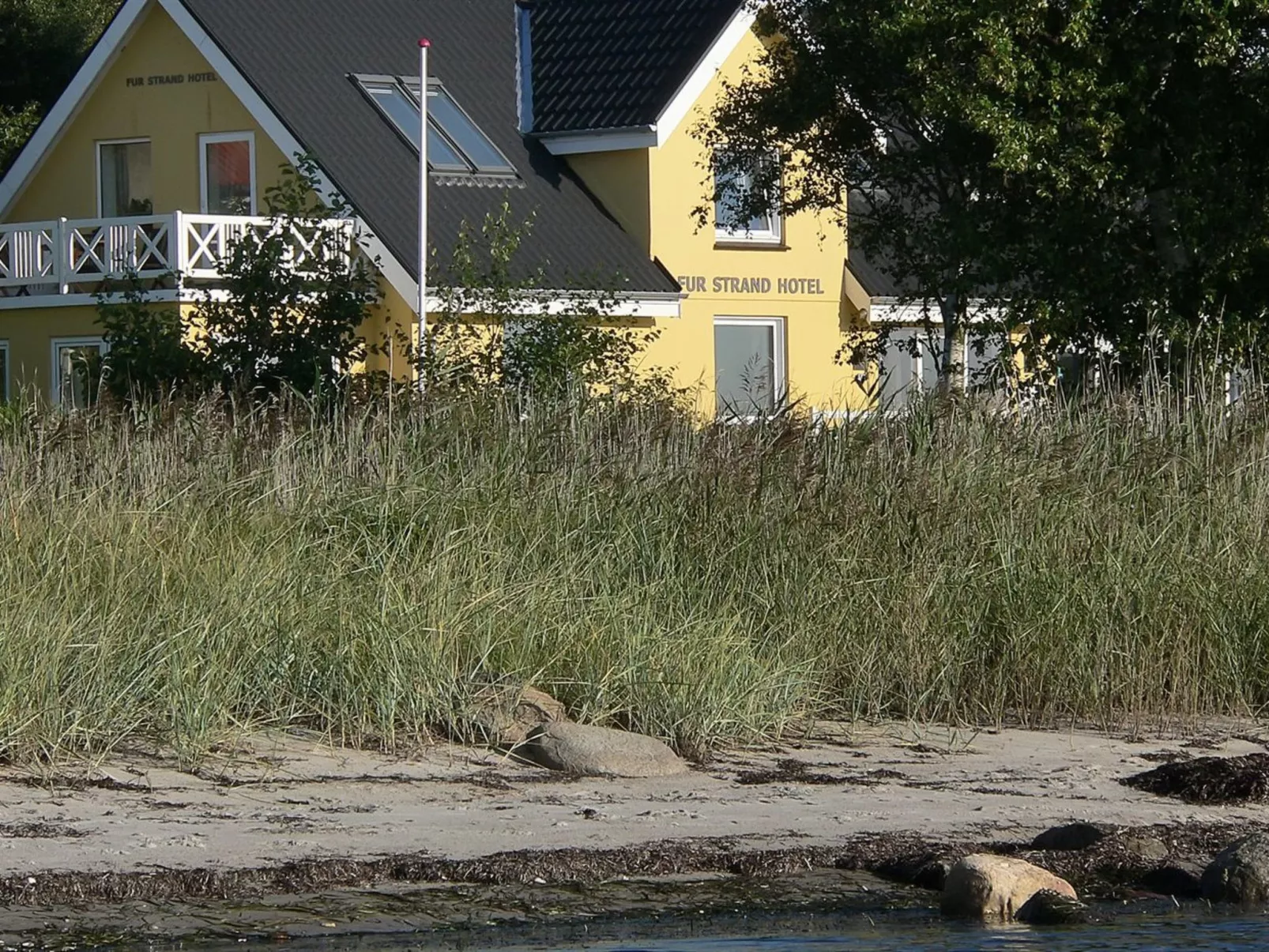 "Rina" - 30m to the inlet-Buiten