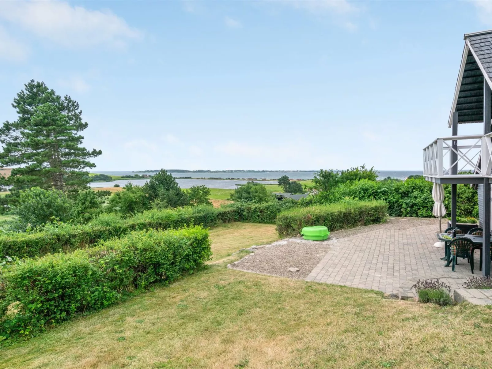 "Chayton" - 450m from the sea