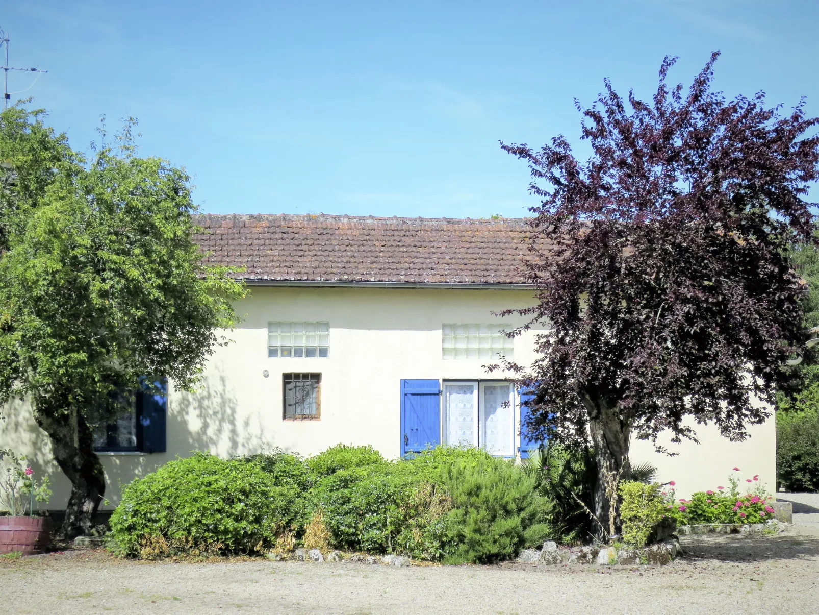 Pontac-Gadet 2-Buiten