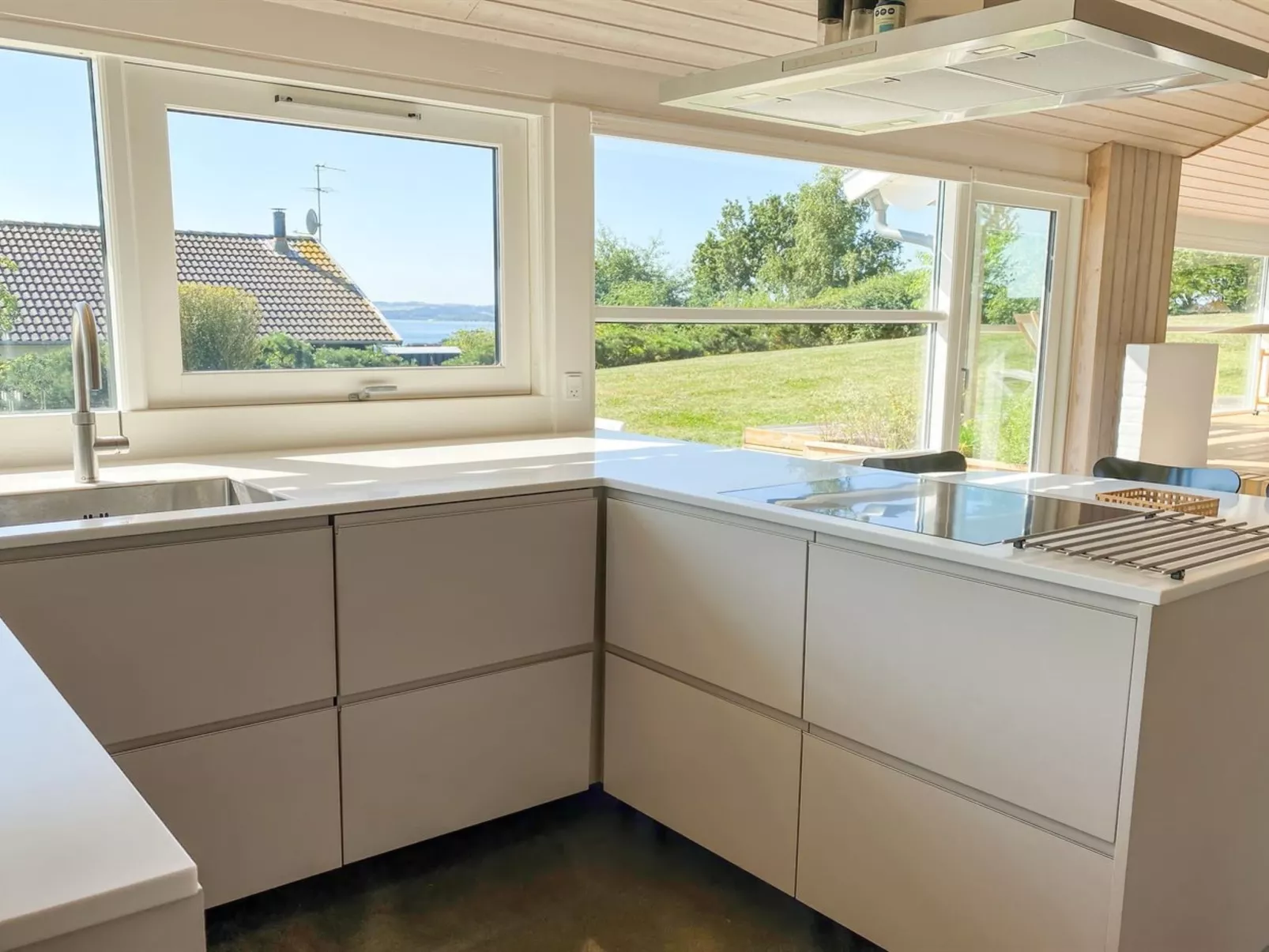 "Lili" - 400m from the sea-Binnen