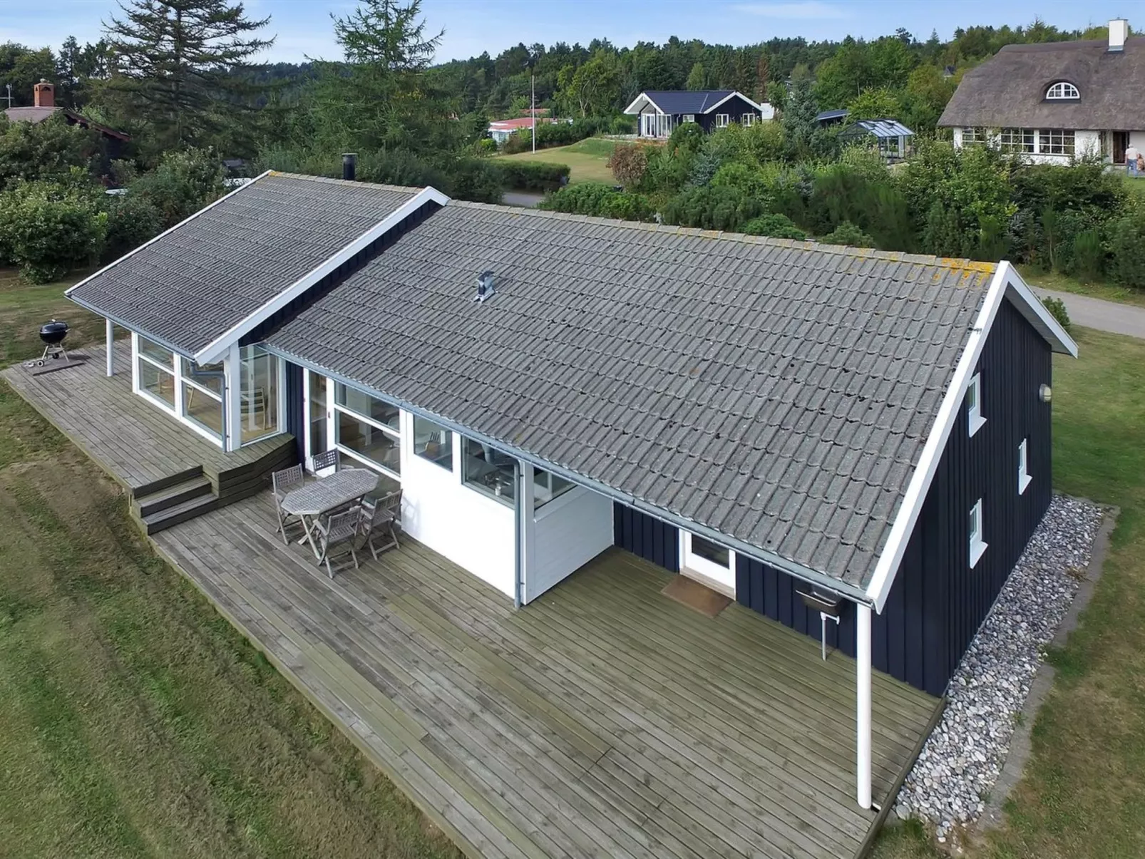 "Lili" - 400m from the sea-Buiten