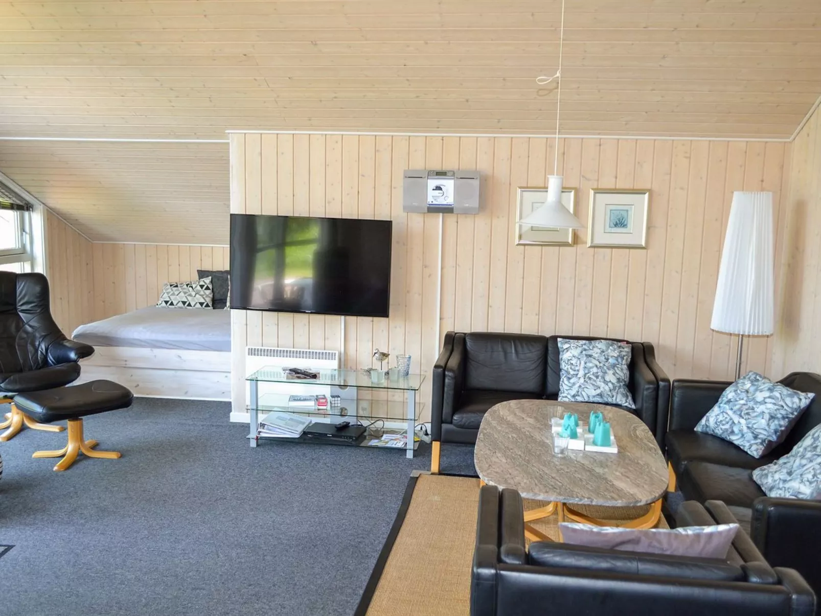 "Athalia" - 2.4km from the sea-Binnen