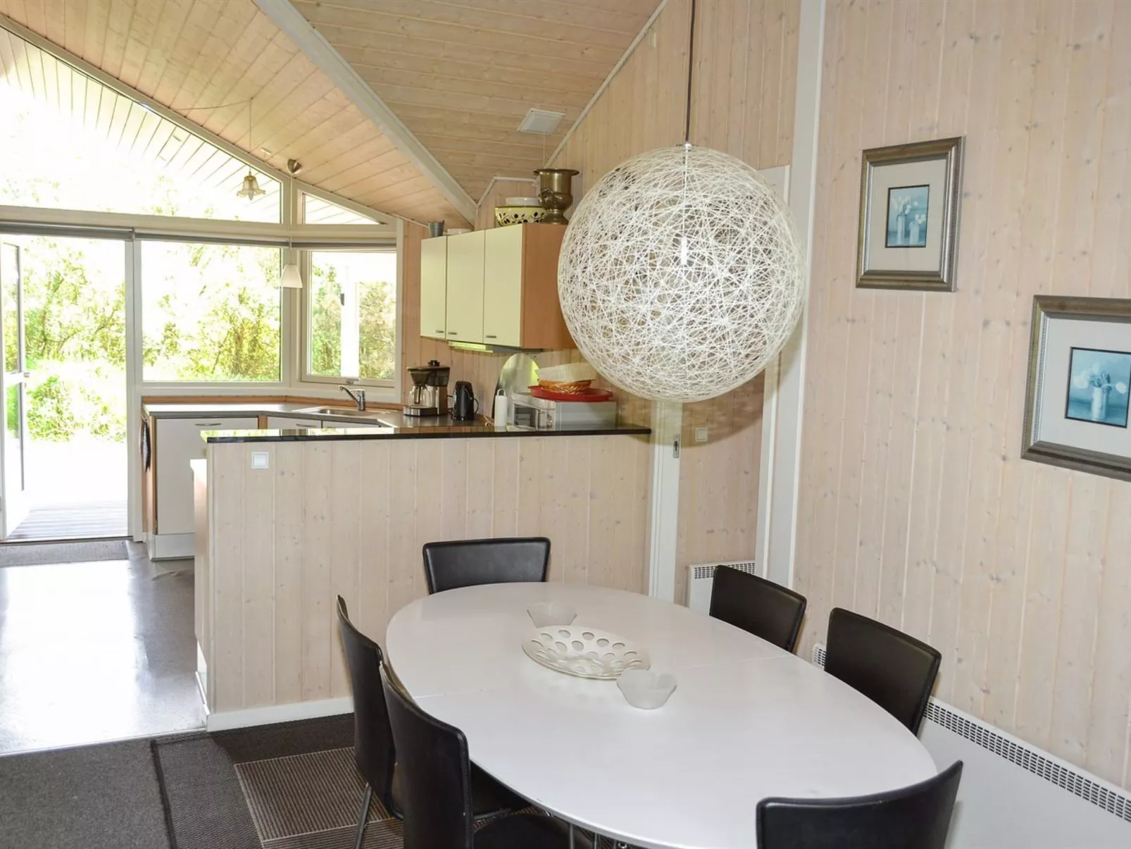 "Athalia" - 2.4km from the sea-Binnen