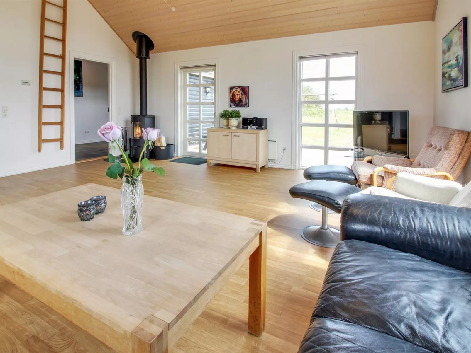 "Suvi" - 900m from the sea-Binnen