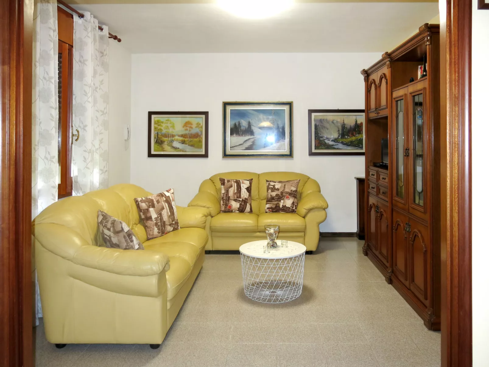 Casa Consuelo-Binnen