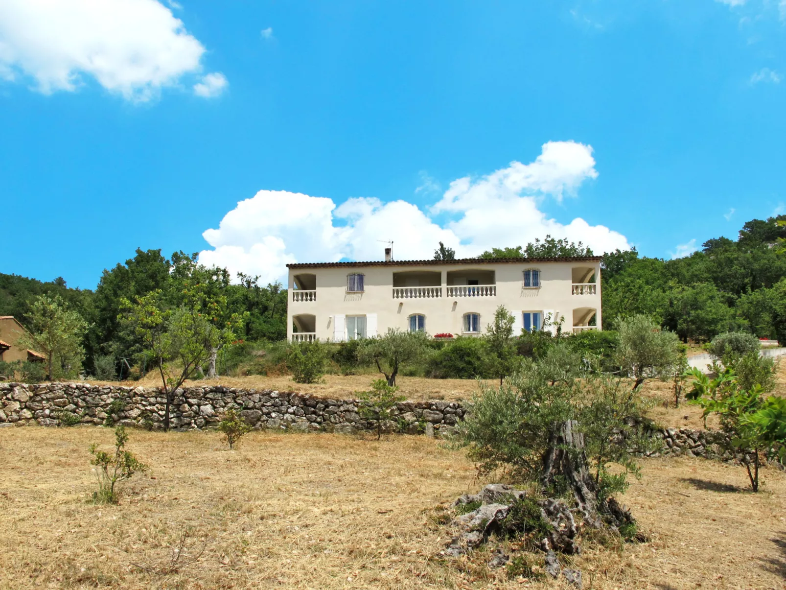 Sainte Croix-Buiten