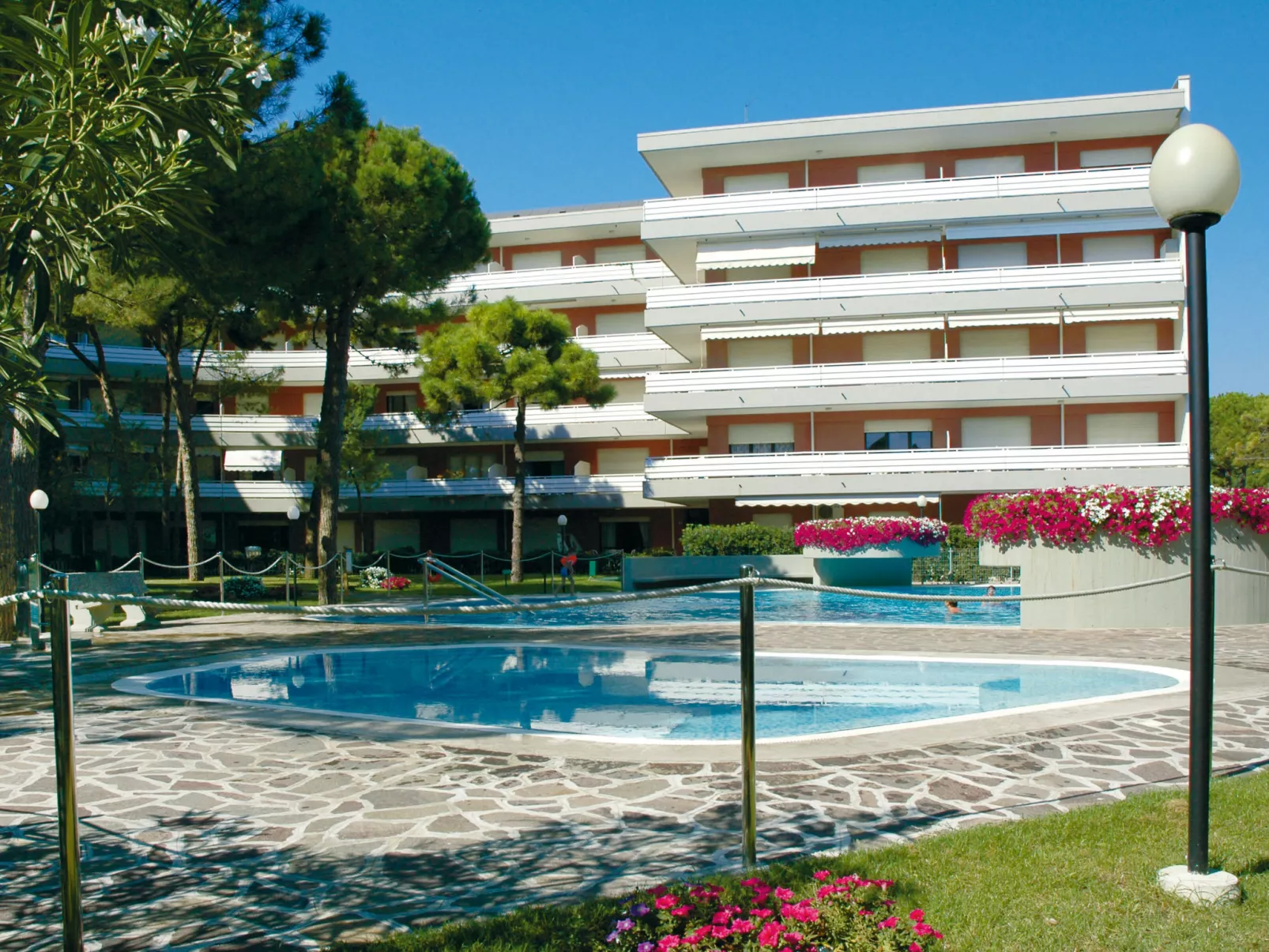 Residence La Meridiana-Buiten