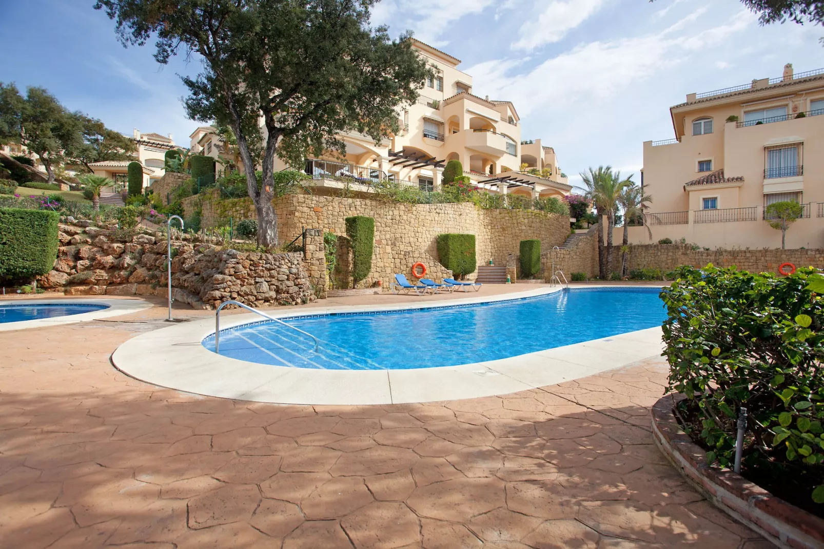 poolofhouse