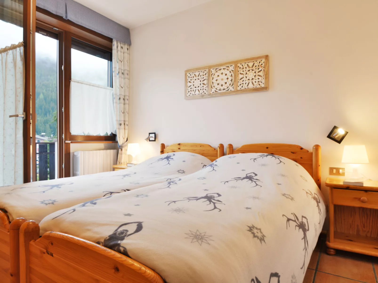 Apt 1-Binnen