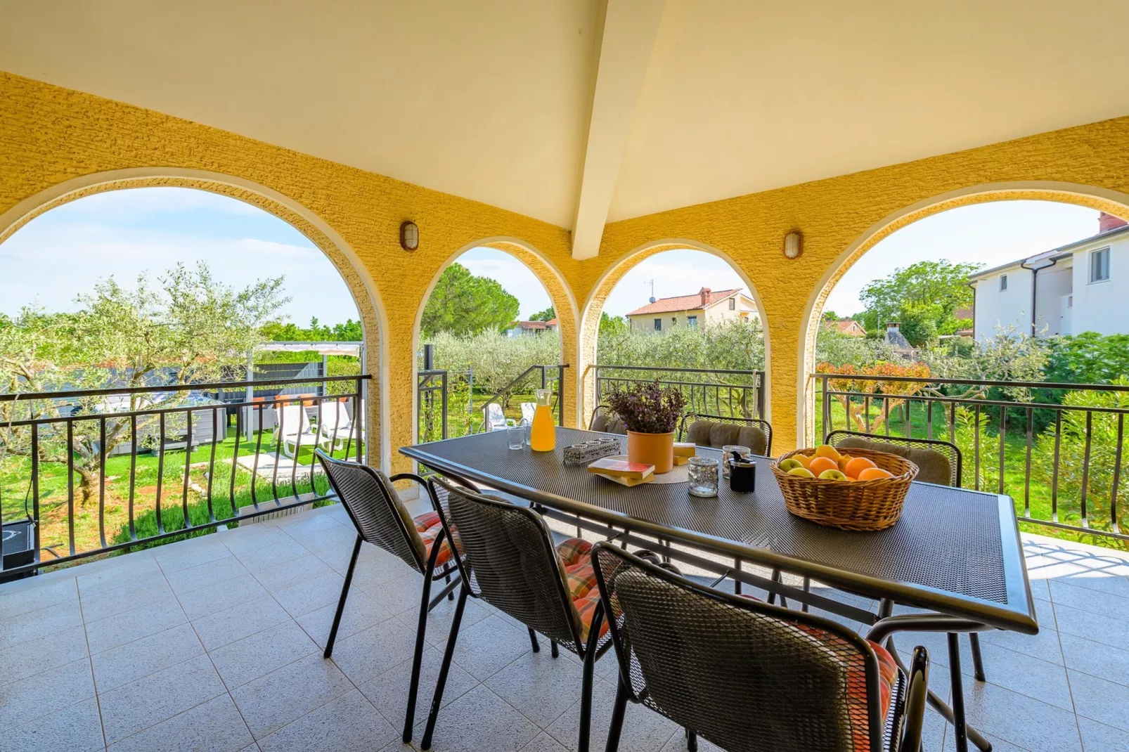 Apartment Josipa with Whirpool in Porec-Terrasbalkon