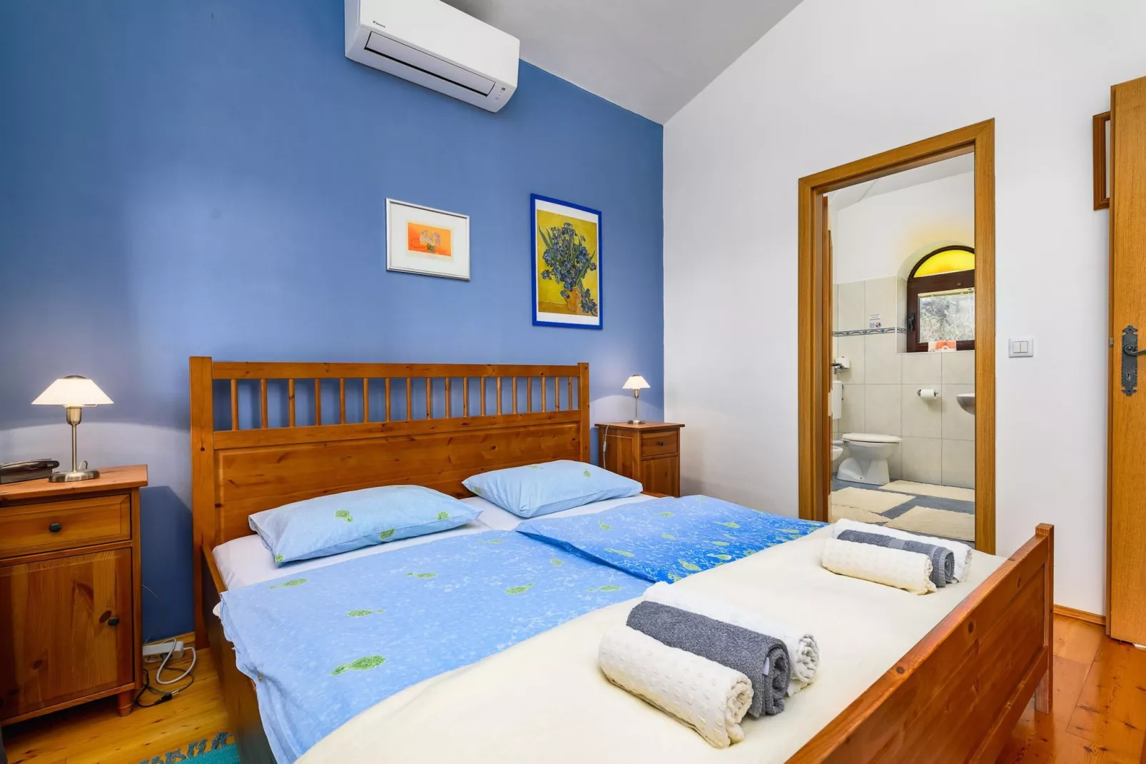 Villa Imagine with heated pool-Slaapkamer