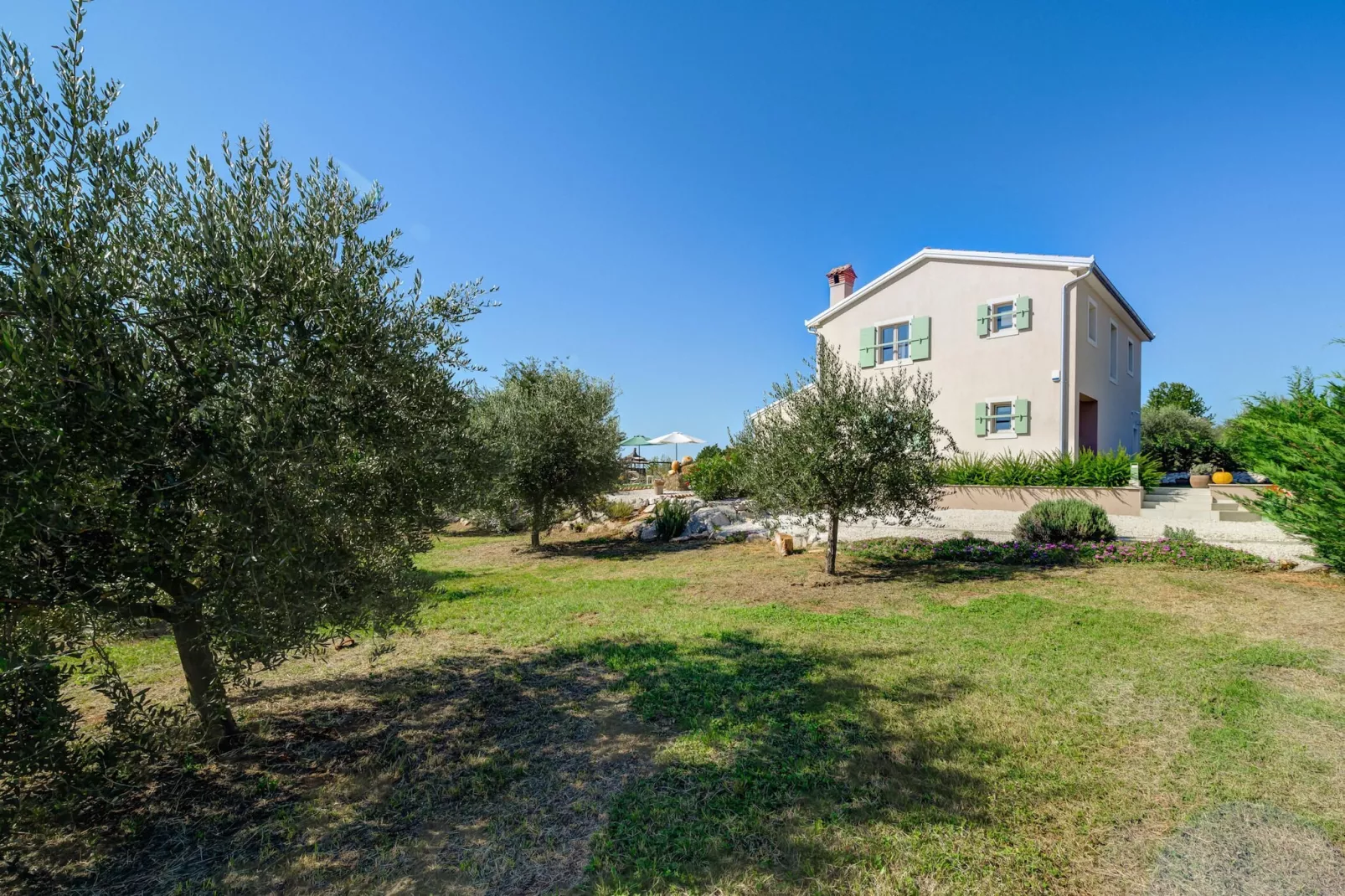 Villa Stella Polaris-Buitenkant zomer