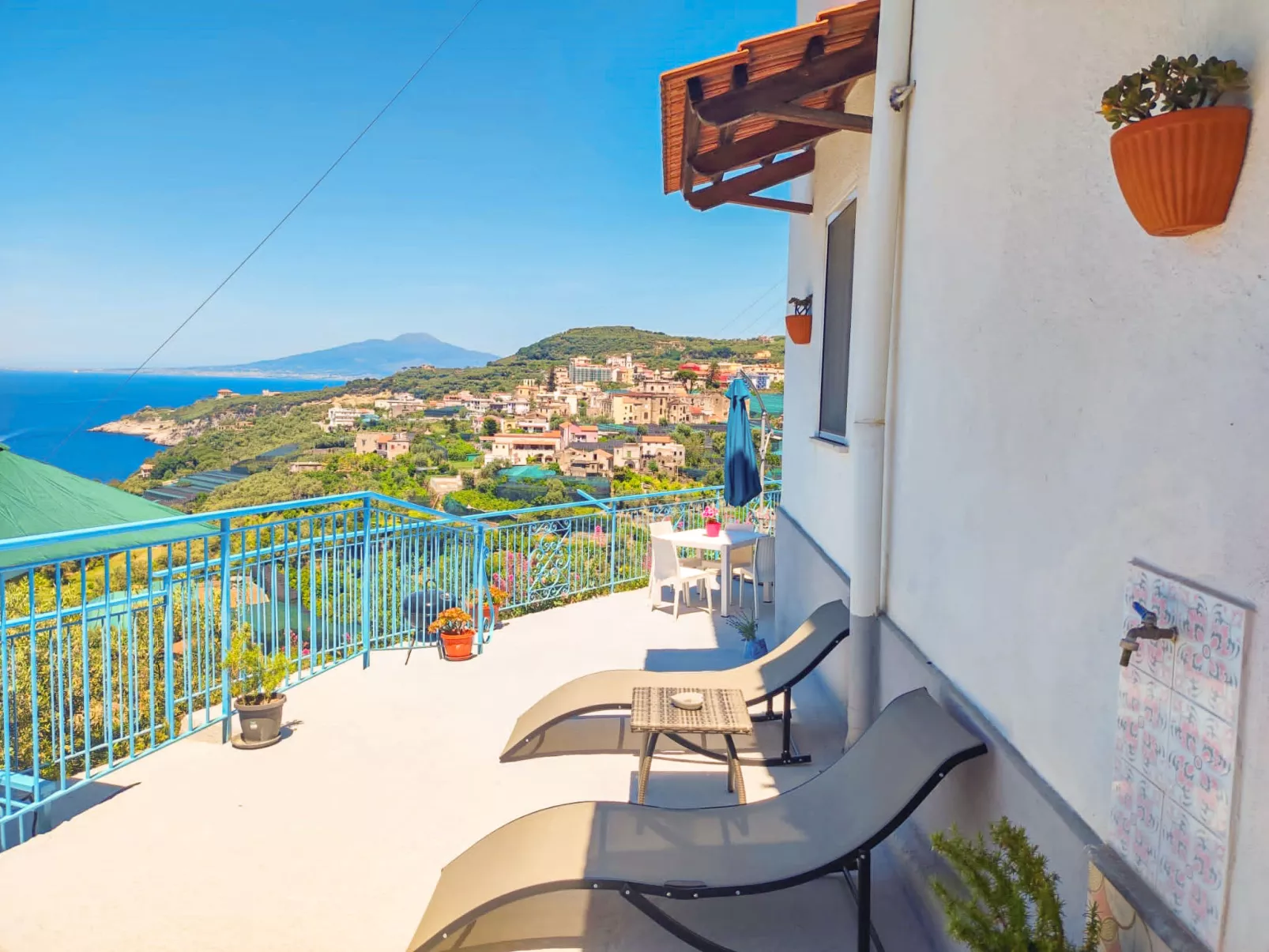 Blue Paradise - Sea View Apartment