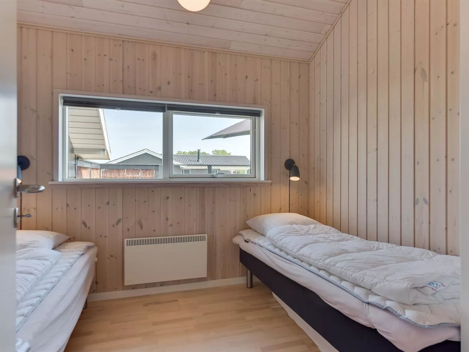 "Iorund" - 550m from the sea-Buiten