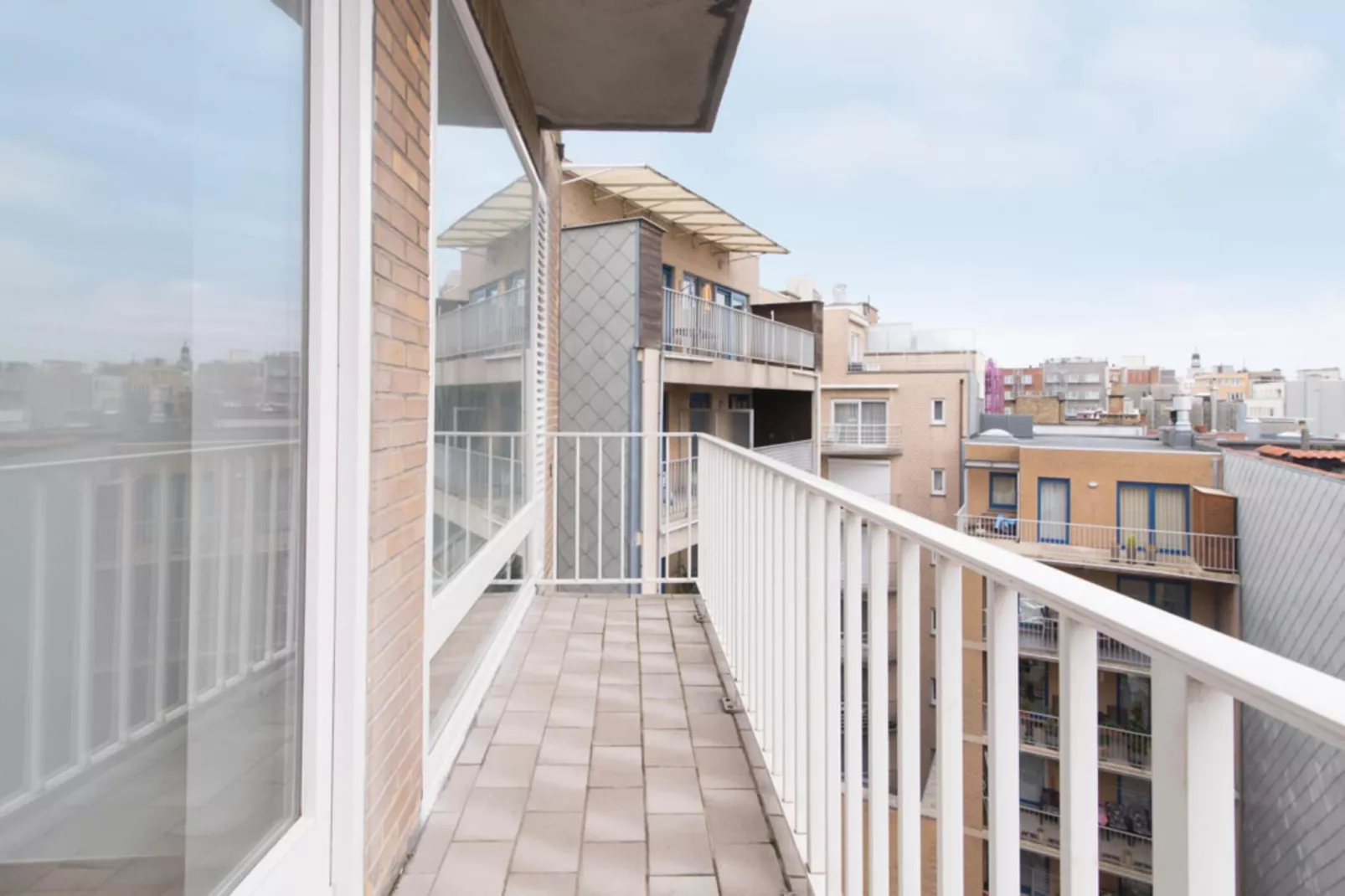 Isis-Terrasbalkon