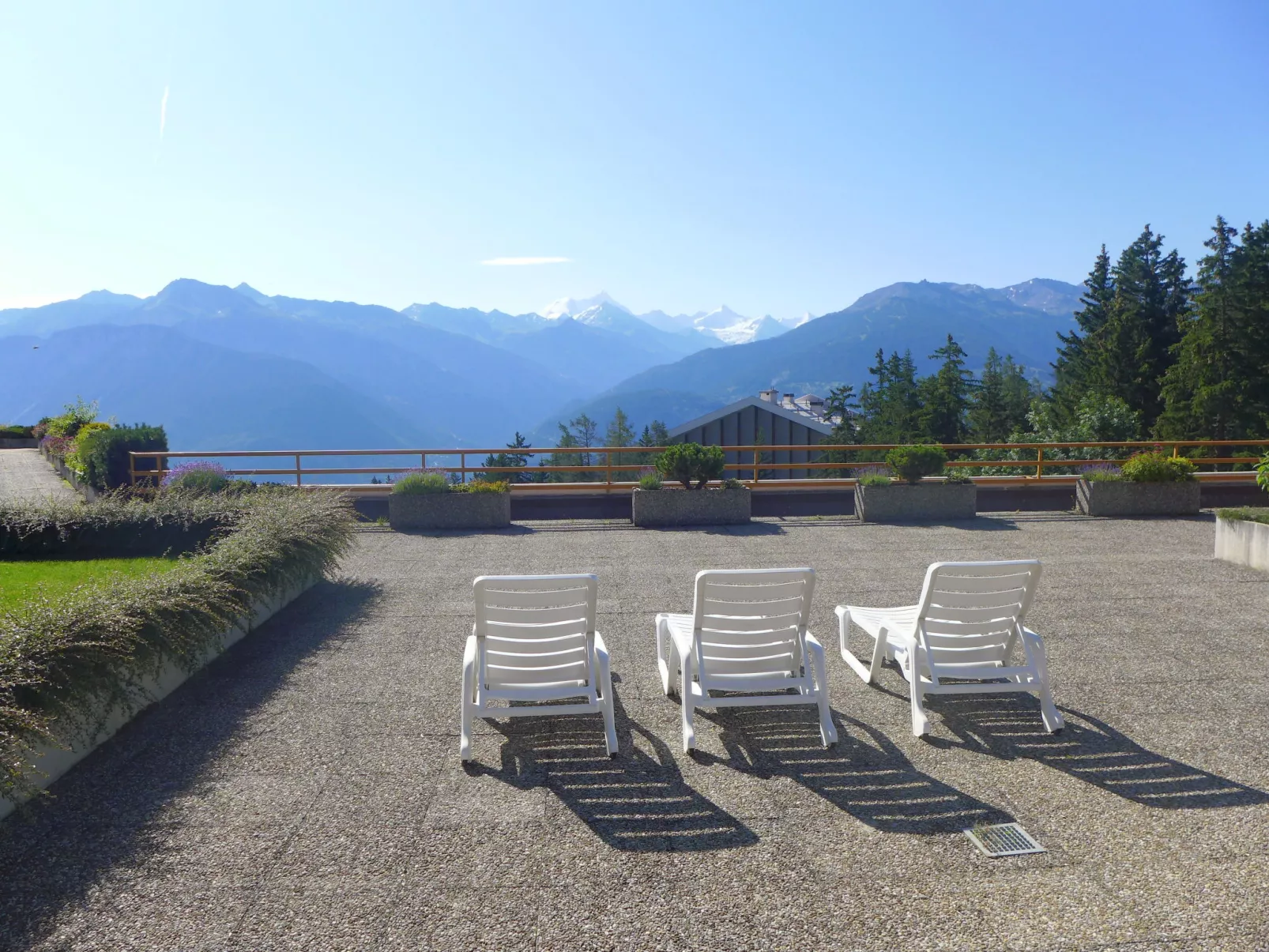 Terrasse Des Alpes 708-Buiten