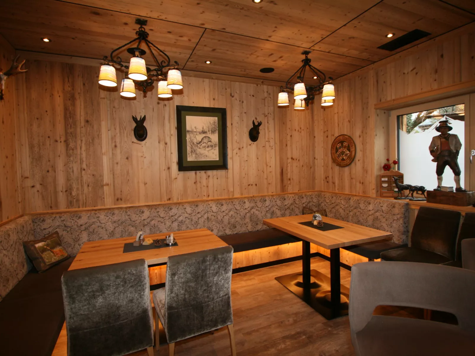Erzherzog’s Apts/Zillertal Alpen Lodge-Binnen