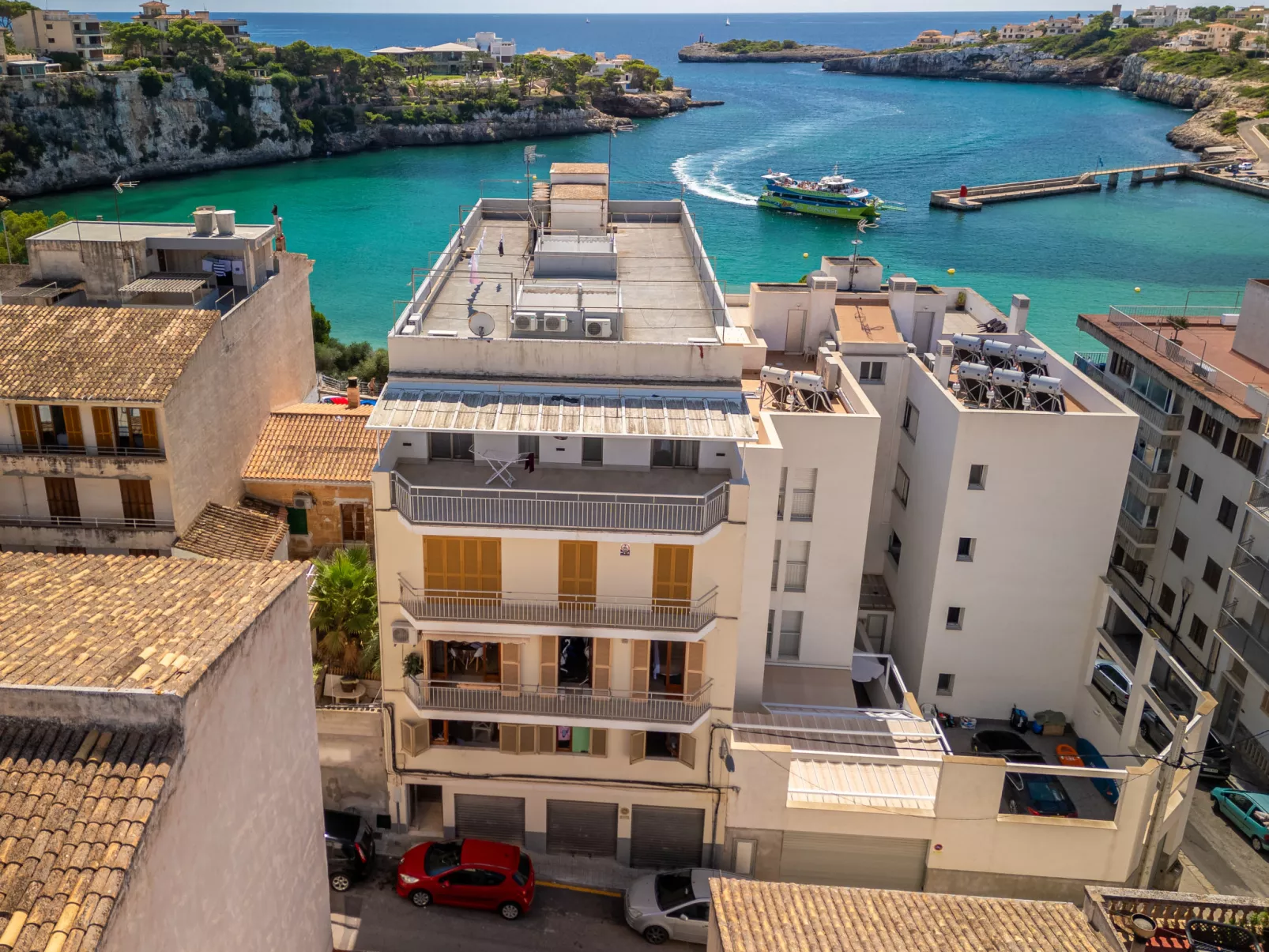 Porto Cristo by the Sea-Buiten