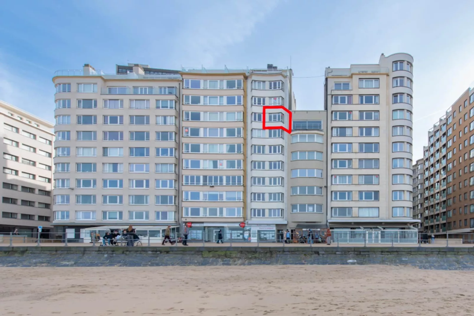La Croisette-Buitenkant zomer