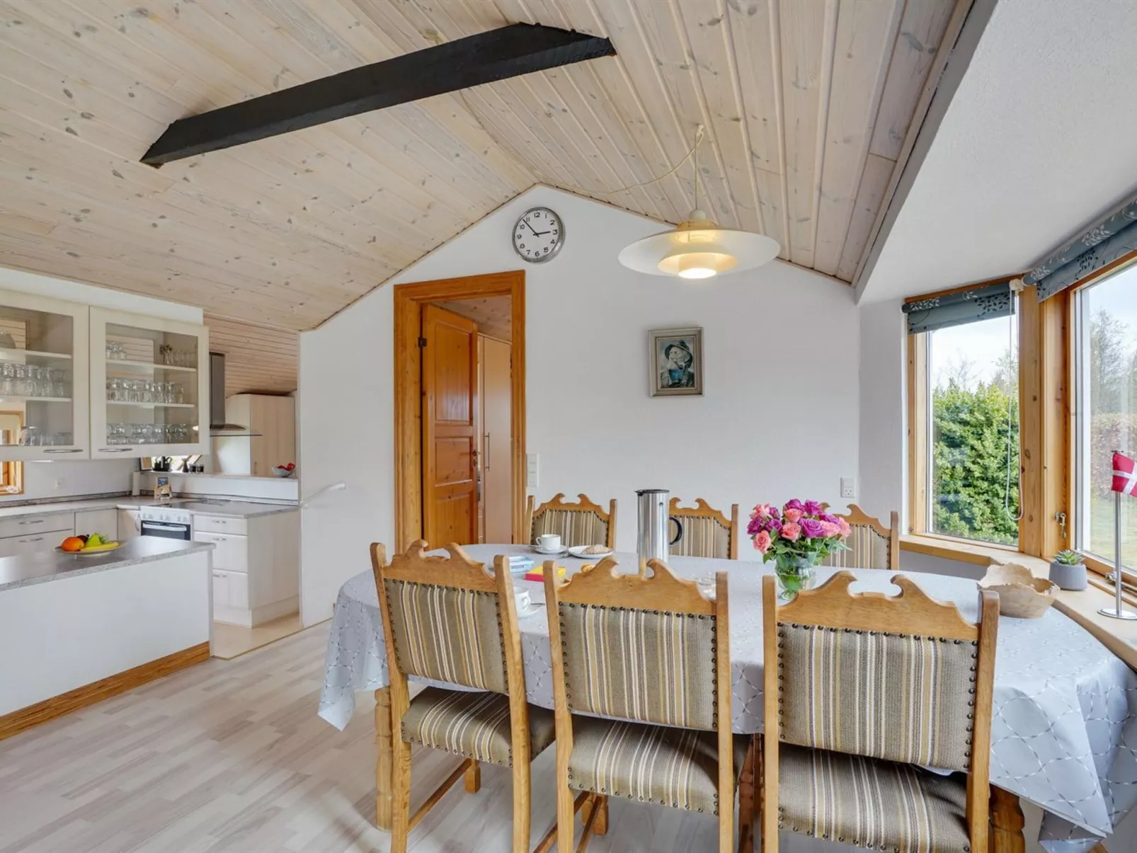 "Rafn" - 550m from the sea
