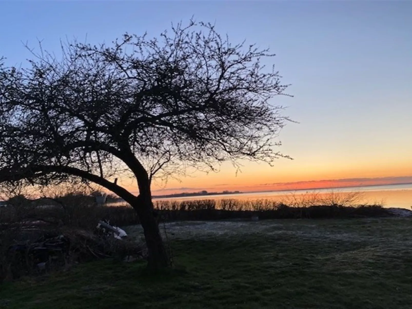 "Viveke" - 10m from the sea-Binnen