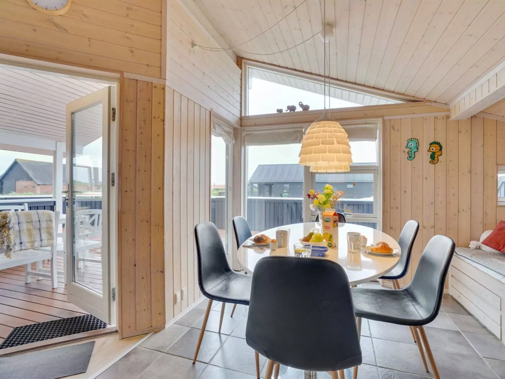 "Floriana" - 650m from the sea-Binnen