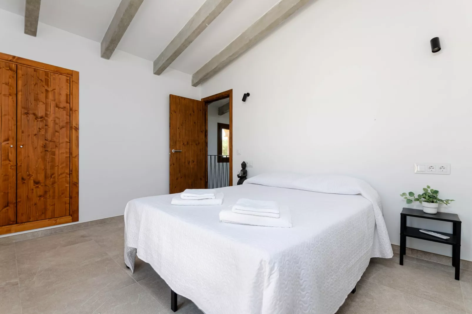 YourHouse Can Covetes-Slaapkamer