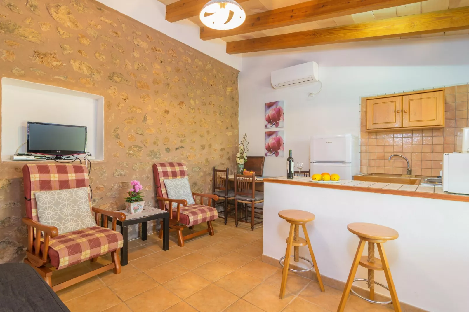 Can Fabiol - Adults Only-Woonkamer