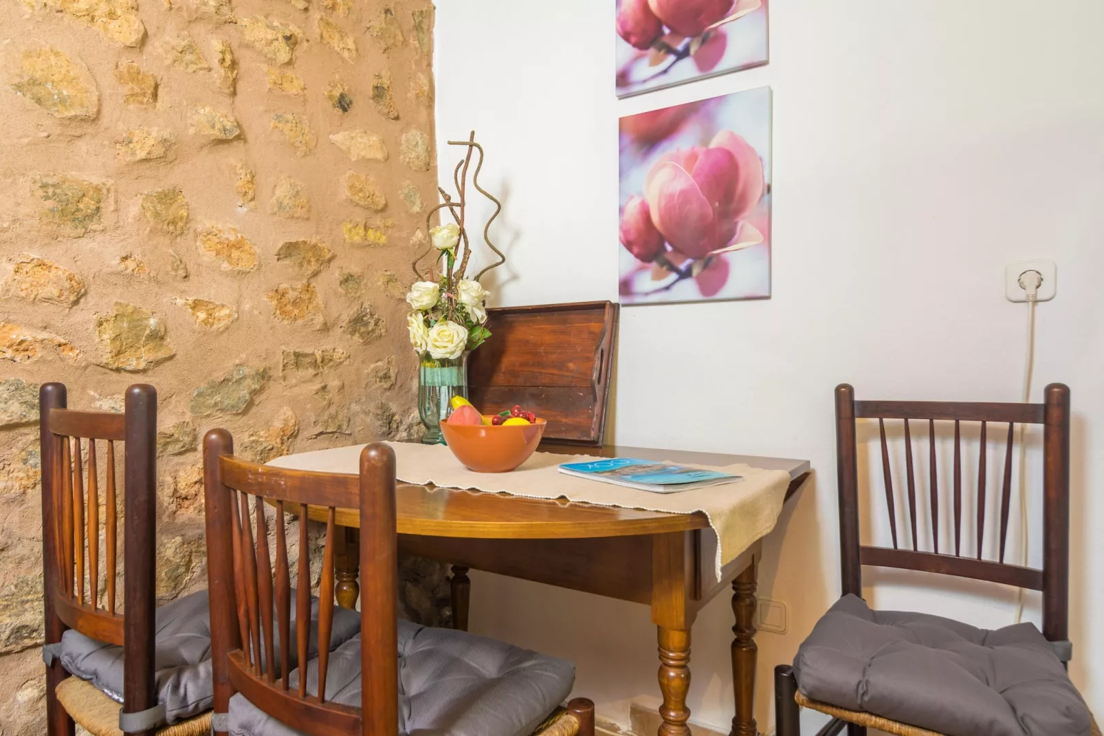 Can Fabiol - Adults Only-Eetkamer