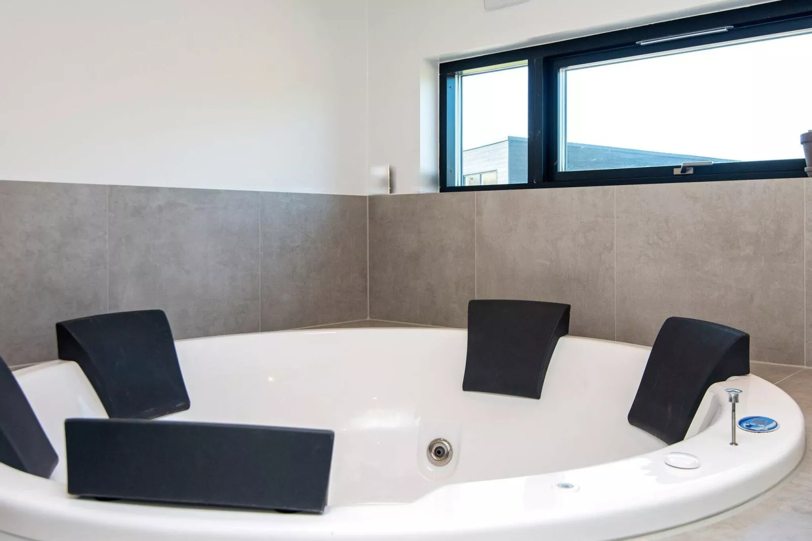 16 persoons vakantie huis in Glesborg-Spa