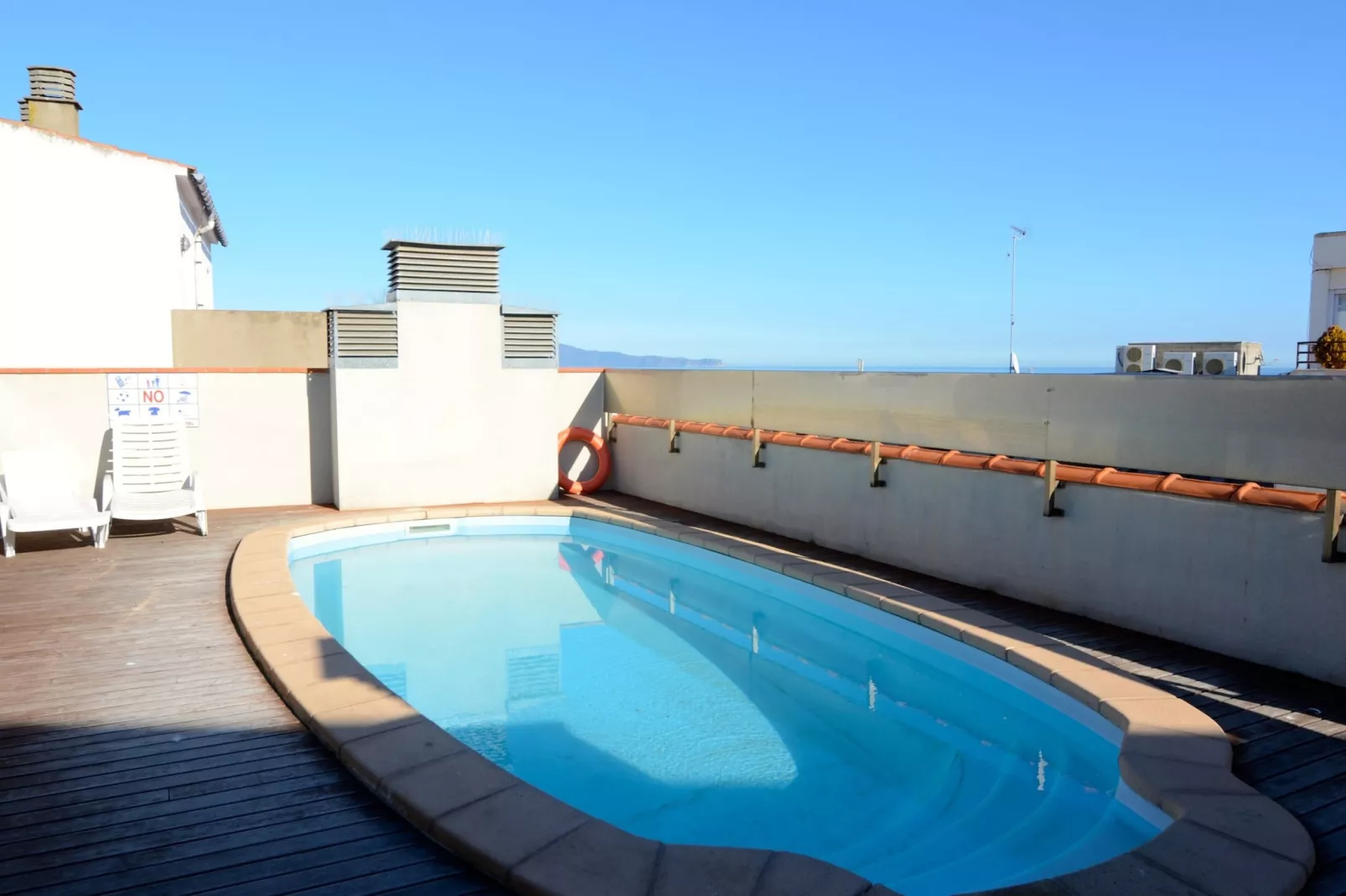 poolofhouse