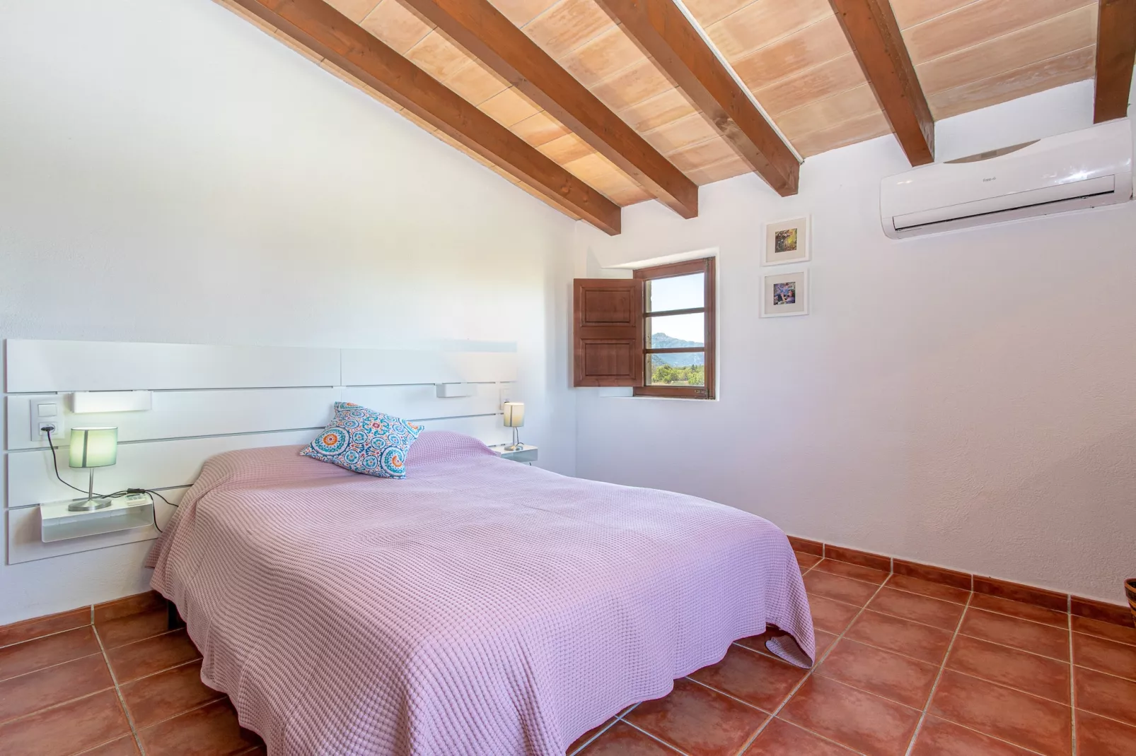 Cal Mercader Gran Villa con Piscina y Jardín-Slaapkamer