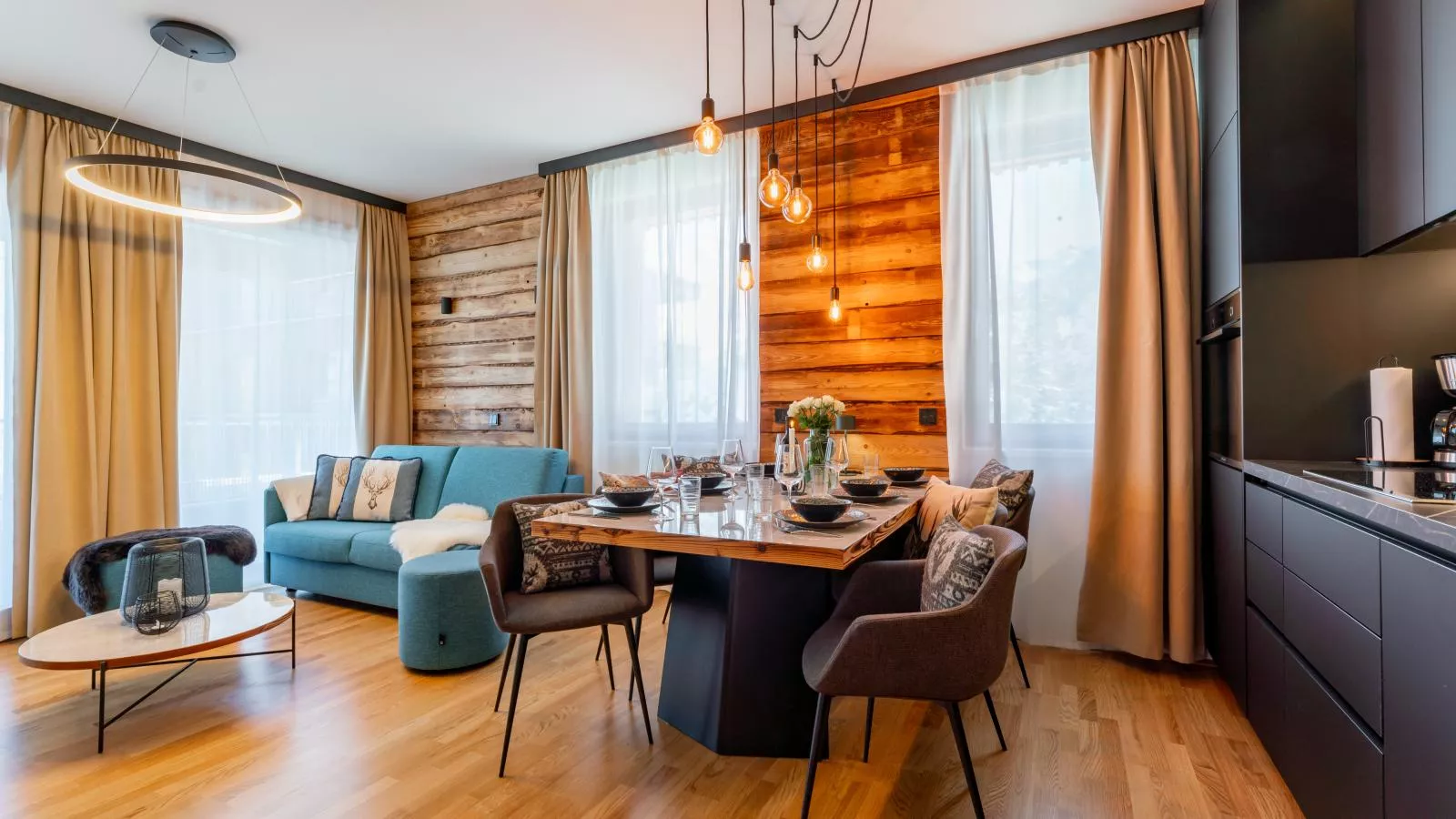 Zirbennest Sonnenalpe Nassfeld-Woonkamer