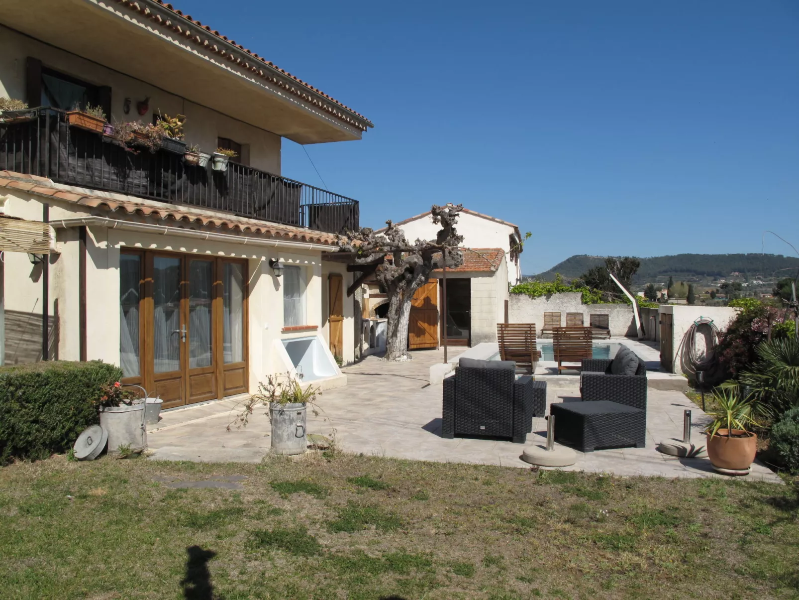 La Bastide Neuve-Buiten